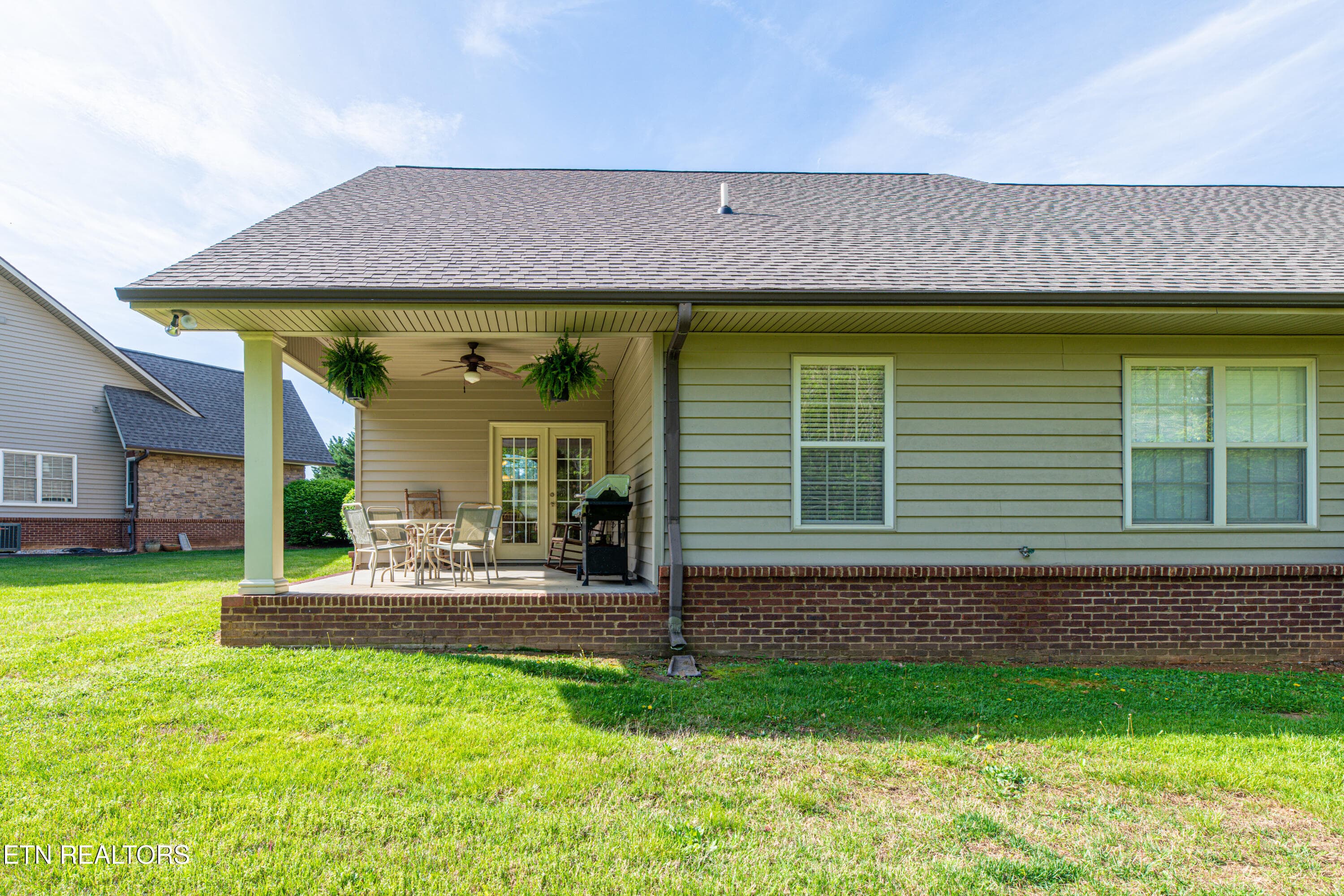 Covered Patio - 2220 McCampbell Wells Way, Knoxville, TN 37924, Knoxville
