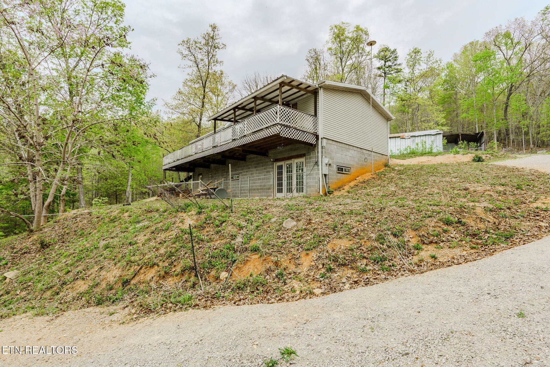 349 S Marlowe Lane, Speedwell, TN 37870