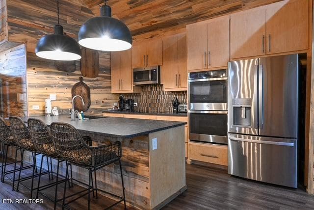 1421 25 - 1421 Silver Poplar Lane, Sevierville, TN 37876