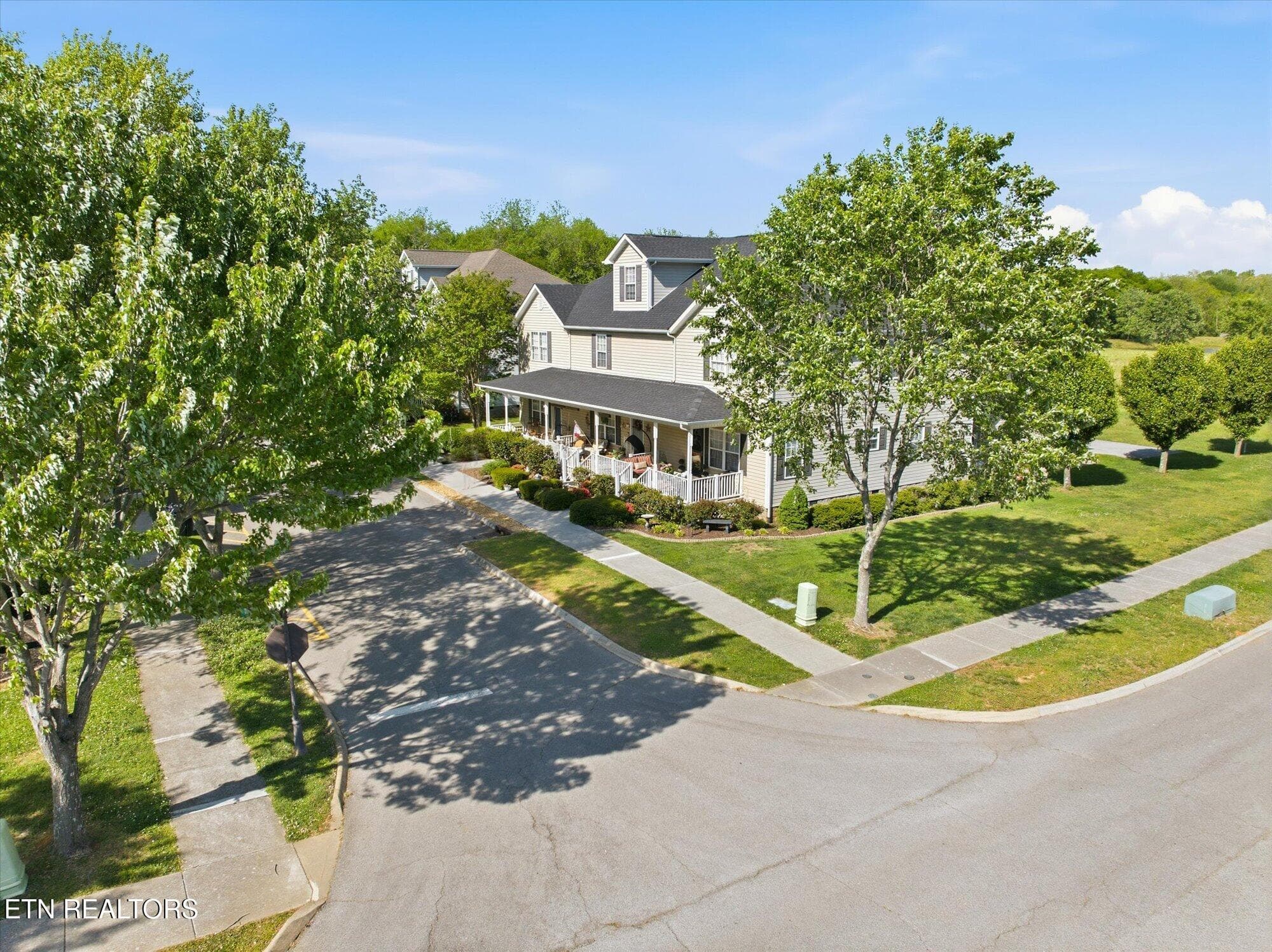 49-404-Ashbury-Cir-Sweetwater-TN-49 - 404 Ashbury Circle, Sweetwater, TN 37874