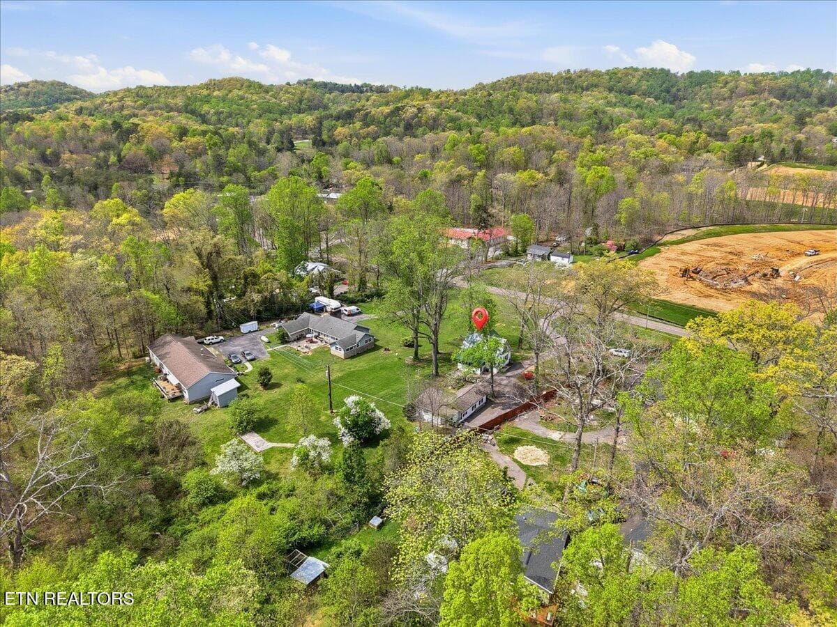 41-013_DJI_20260408144407_0156_D - 1422 Tipton Station Rd, Knoxville, TN 37920