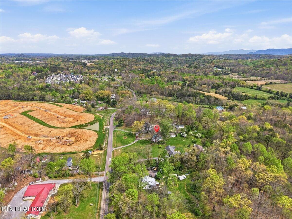 45-010_DJI_20260408144229_0147_D - 1422 Tipton Station Rd, Knoxville, TN 37920