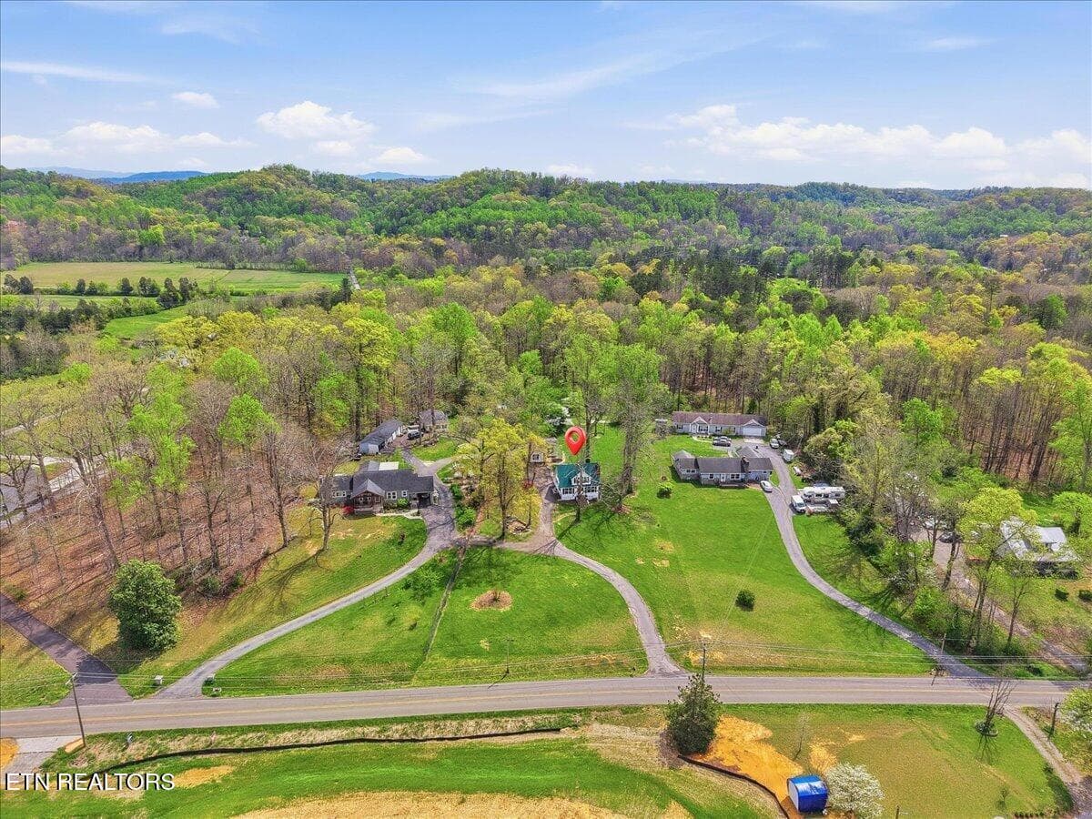 49-005_DJI_20260408144020_0132_D_autorem - 1422 Tipton Station Rd, Knoxville, TN 37920