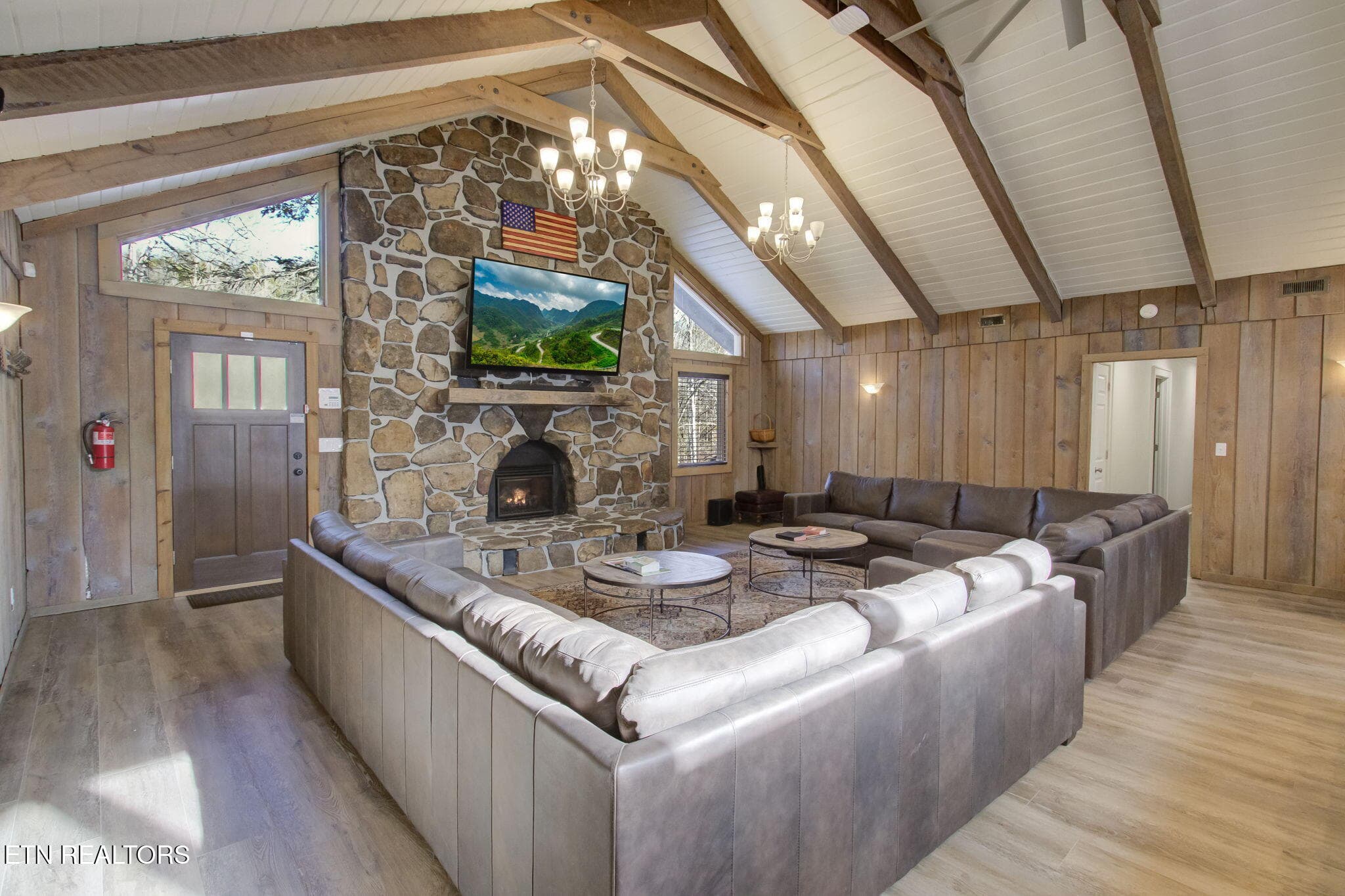 Grand Great Room w-Stone FP - 2050 E Millers Cove Rd, Walland, TN 37886