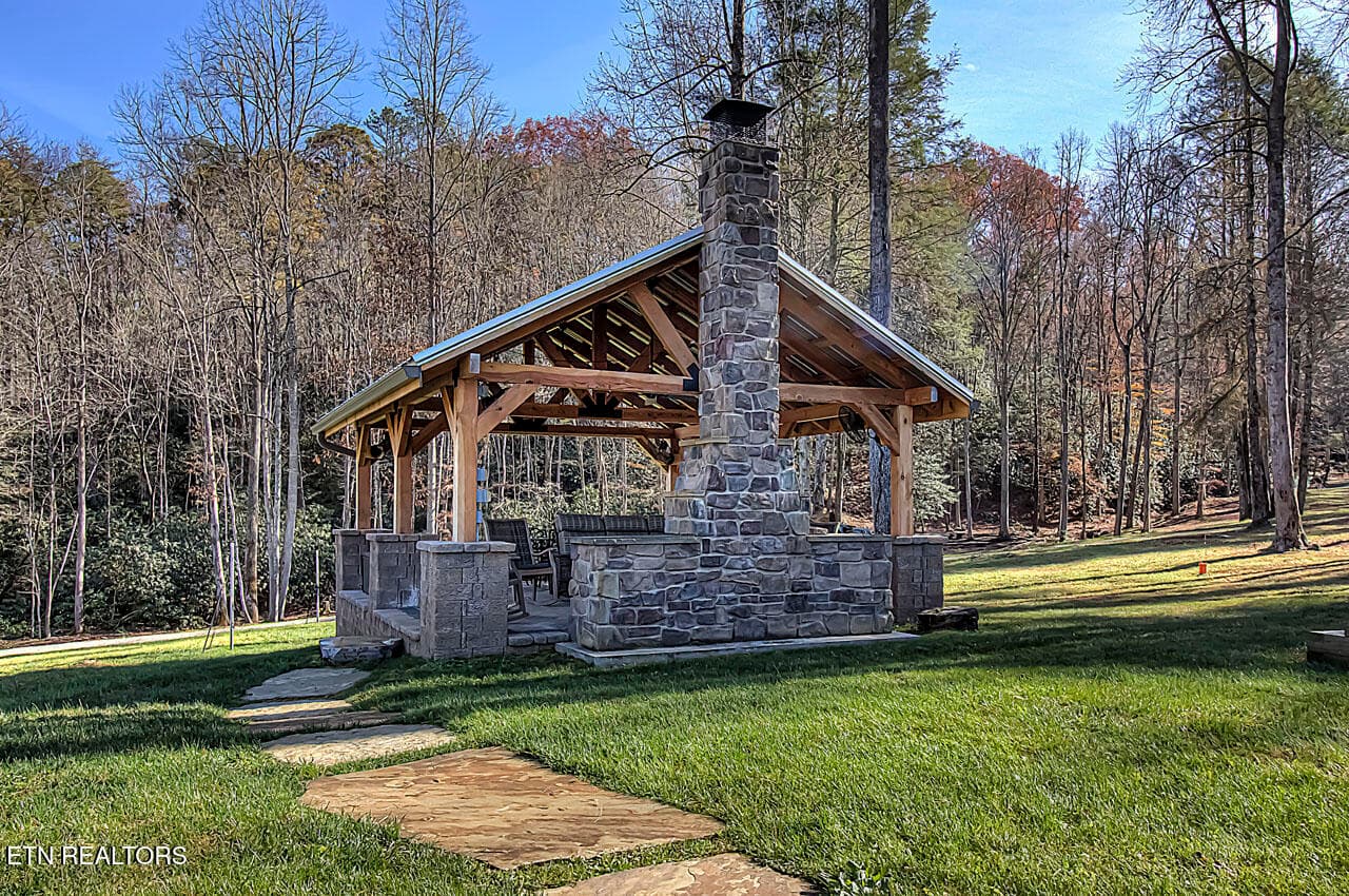 Nice Timber Frame Pavilions - 2050 E Millers Cove Rd, Walland, TN 37886