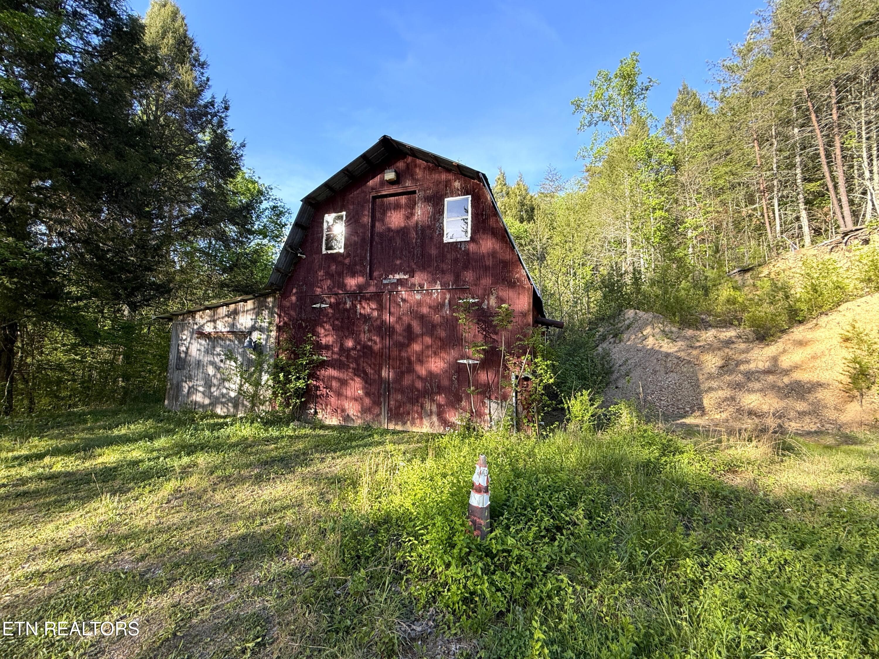 5 - 2930 Arch Way, Cosby, TN 37722