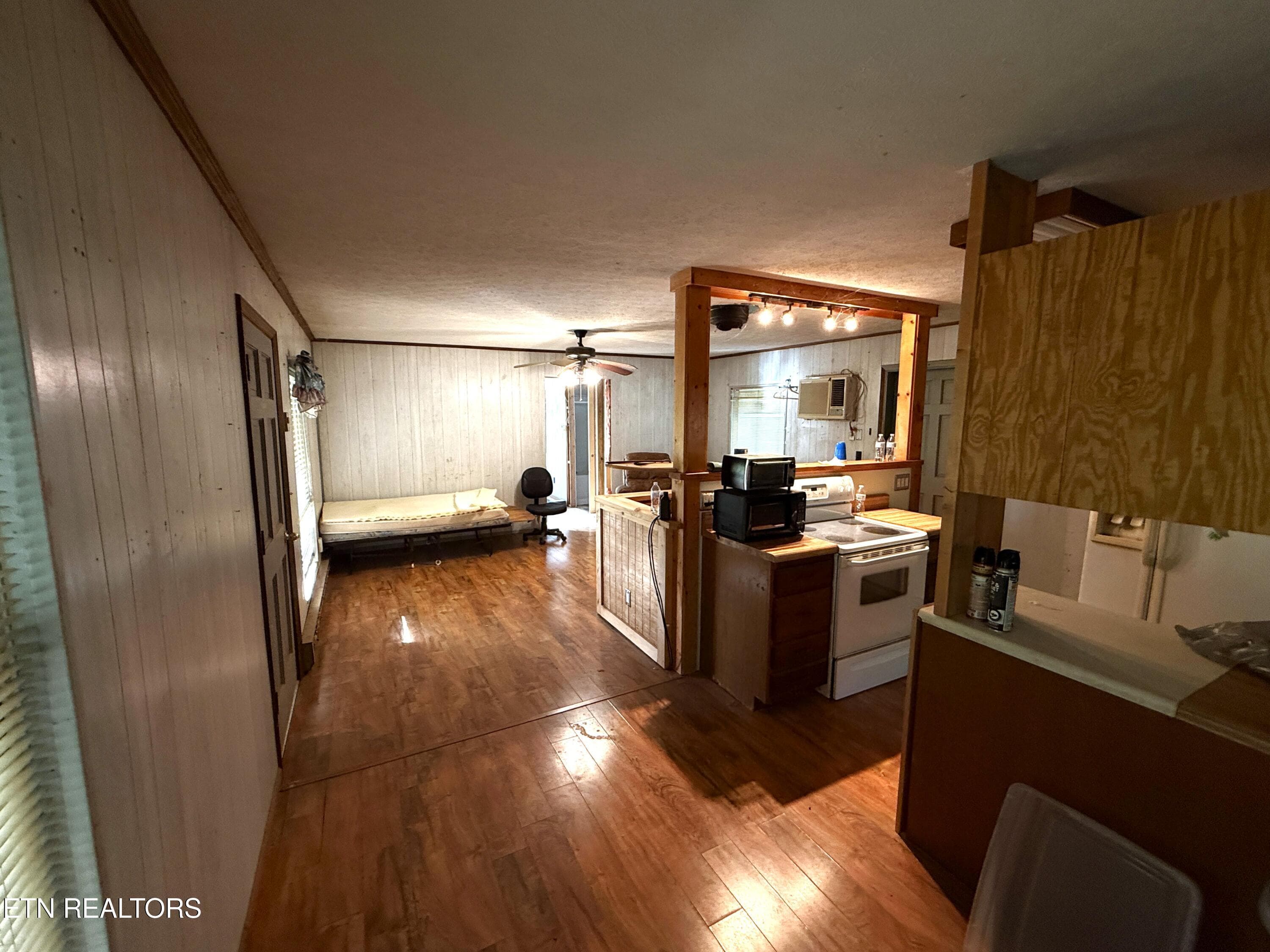 13 - 2930 Arch Way, Cosby, TN 37722