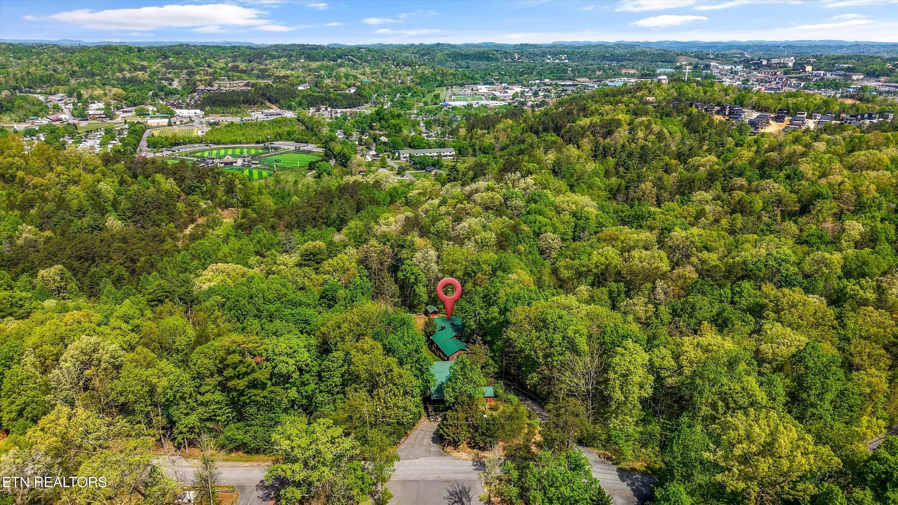Wooded Lot Backs to Woods - 716 Country Oaks Drive, Pigeon Forge, TN 37863