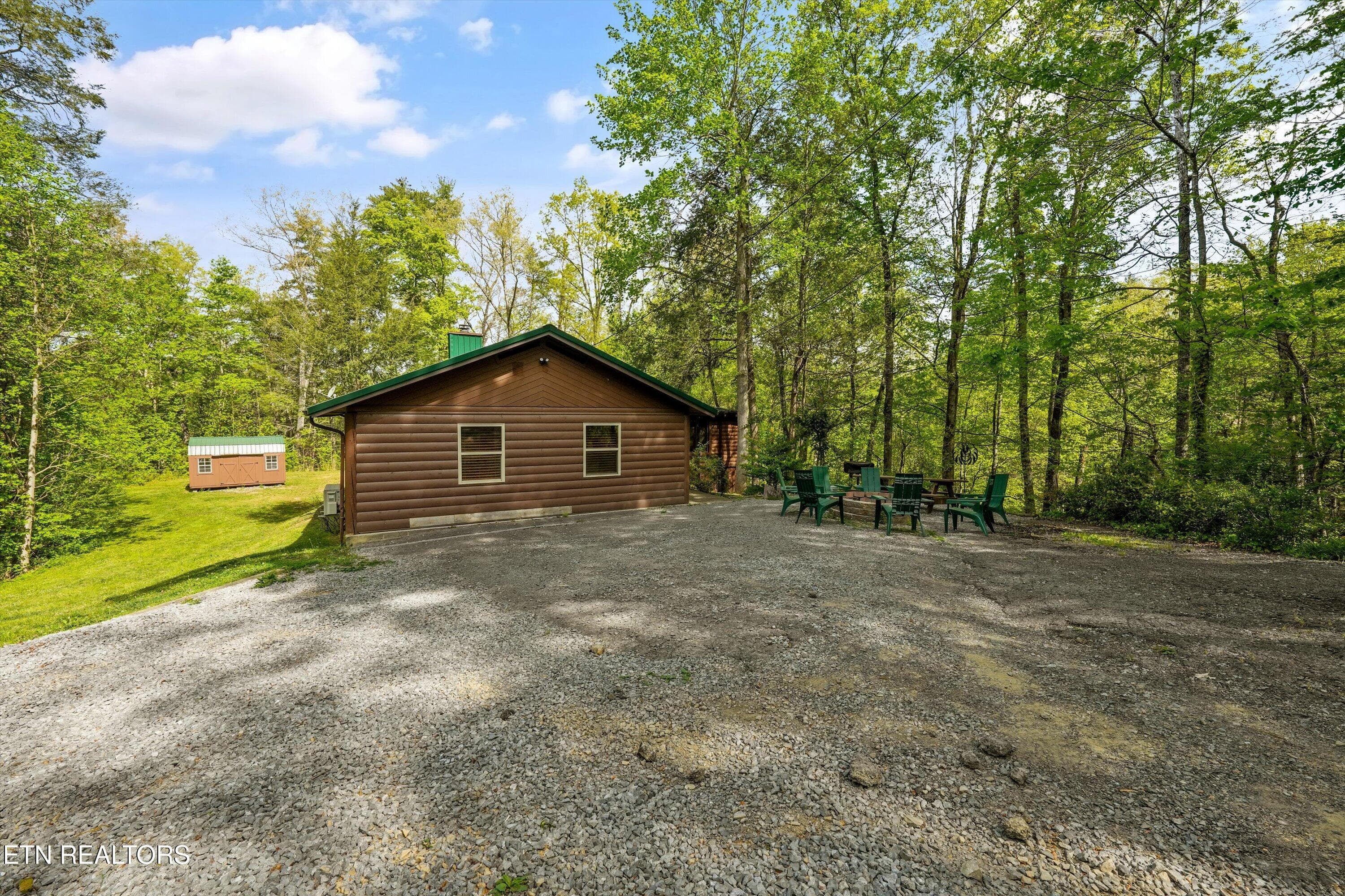 Large Parking Area for Guests - 716 Country Oaks Drive, Pigeon Forge, TN 37863