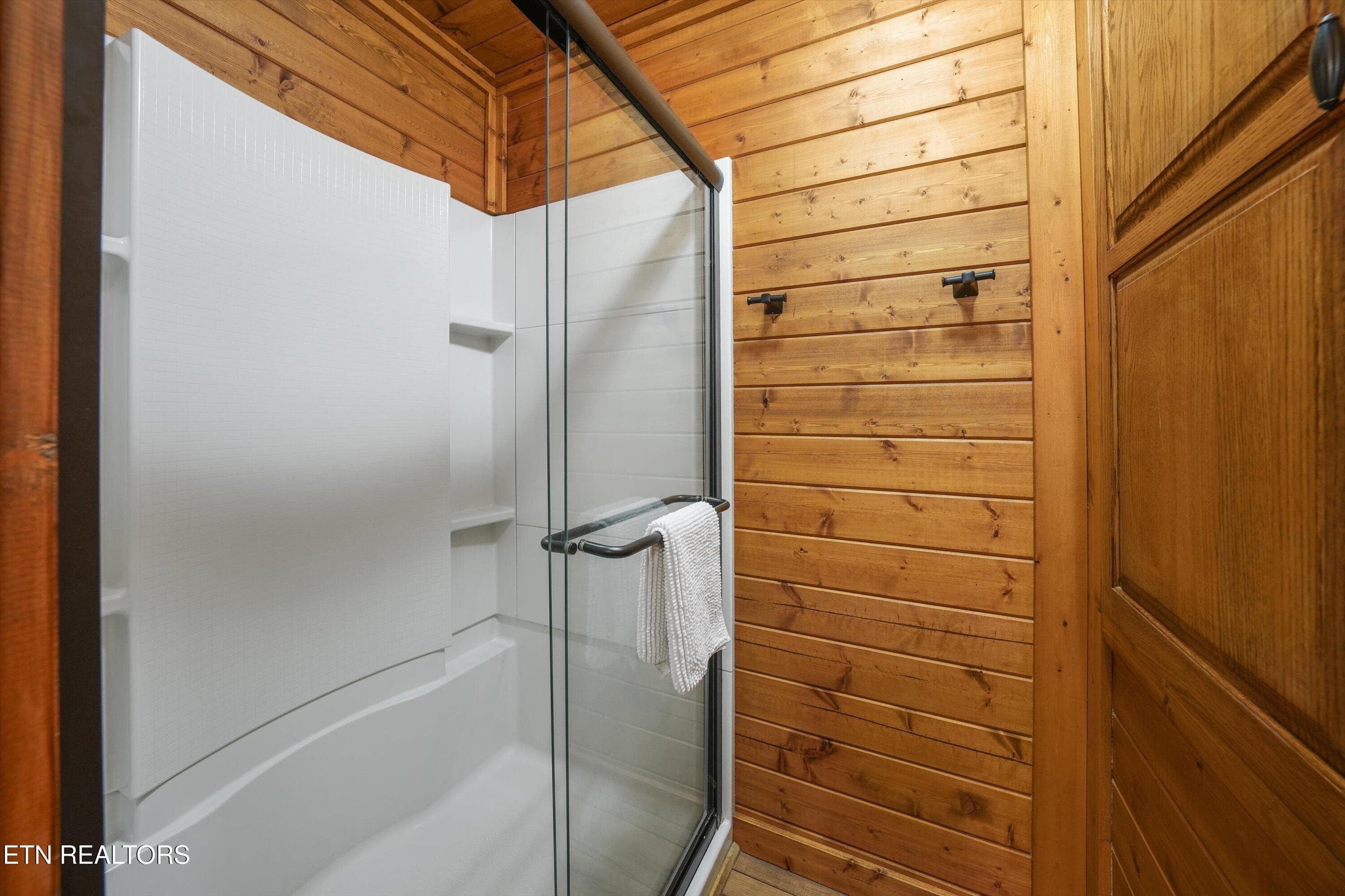 Walk-in Shower in Primary Bathroom - 716 Country Oaks Drive, Pigeon Forge, TN 37863
