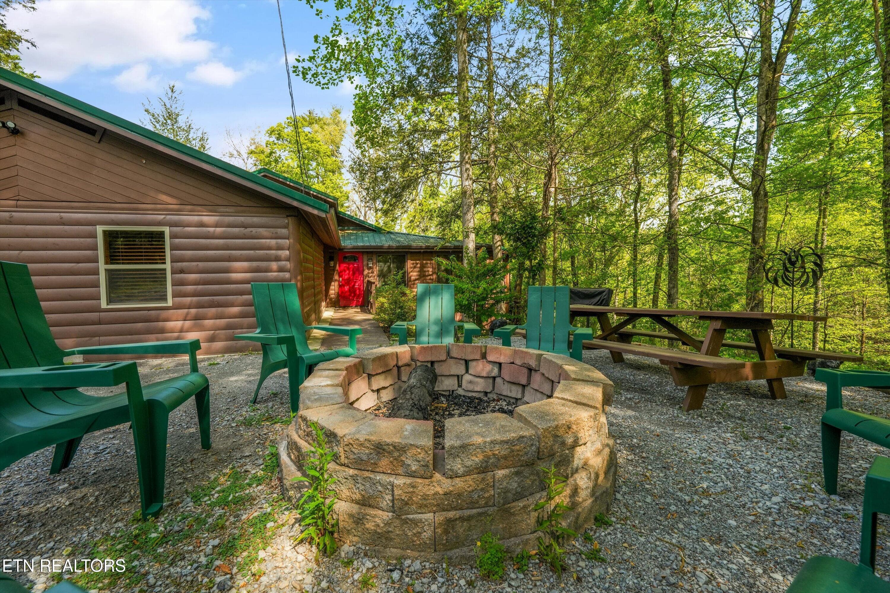 Stone Wood-burning Firepit - 716 Country Oaks Drive, Pigeon Forge, TN 37863