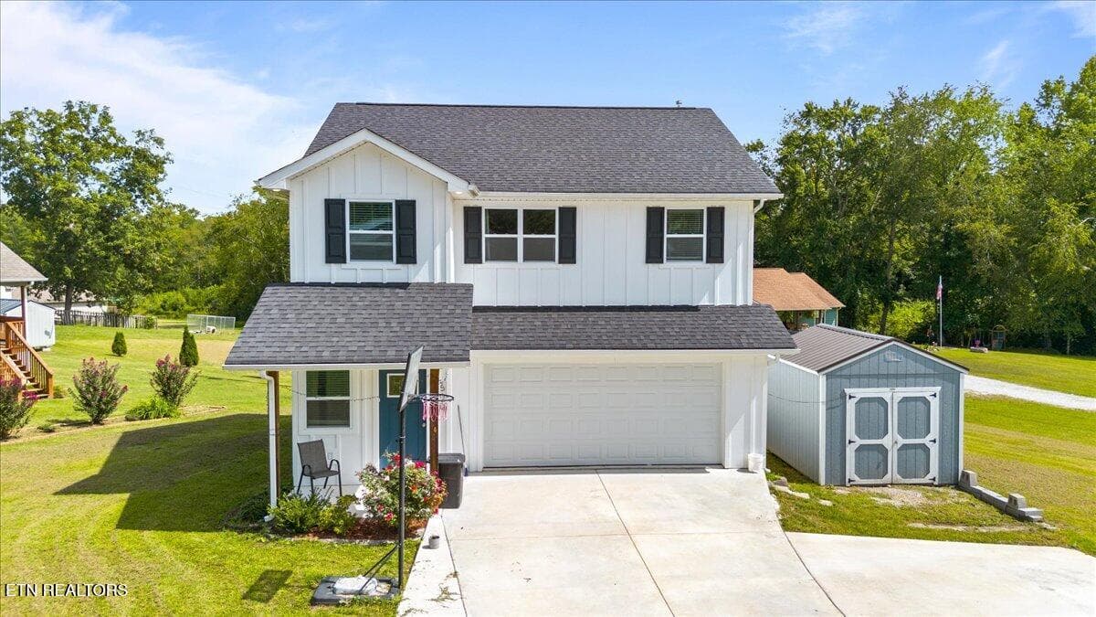01-Stanley St - 500 Stanley St, Oneida, TN 37841