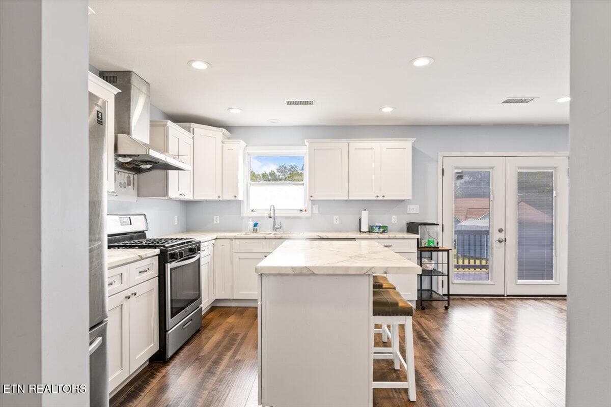 08-Stanley St - 500 Stanley St, Oneida, TN 37841