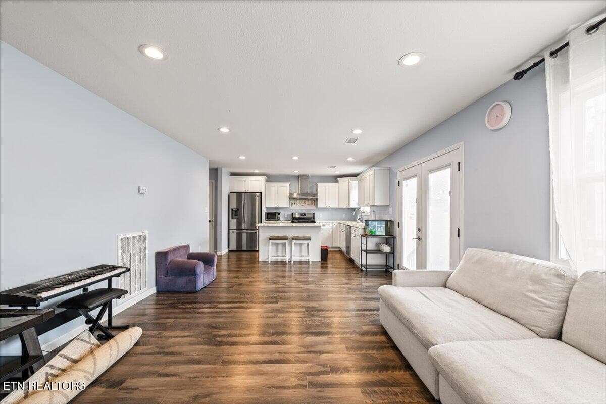 13-Stanley St - 500 Stanley St, Oneida, TN 37841