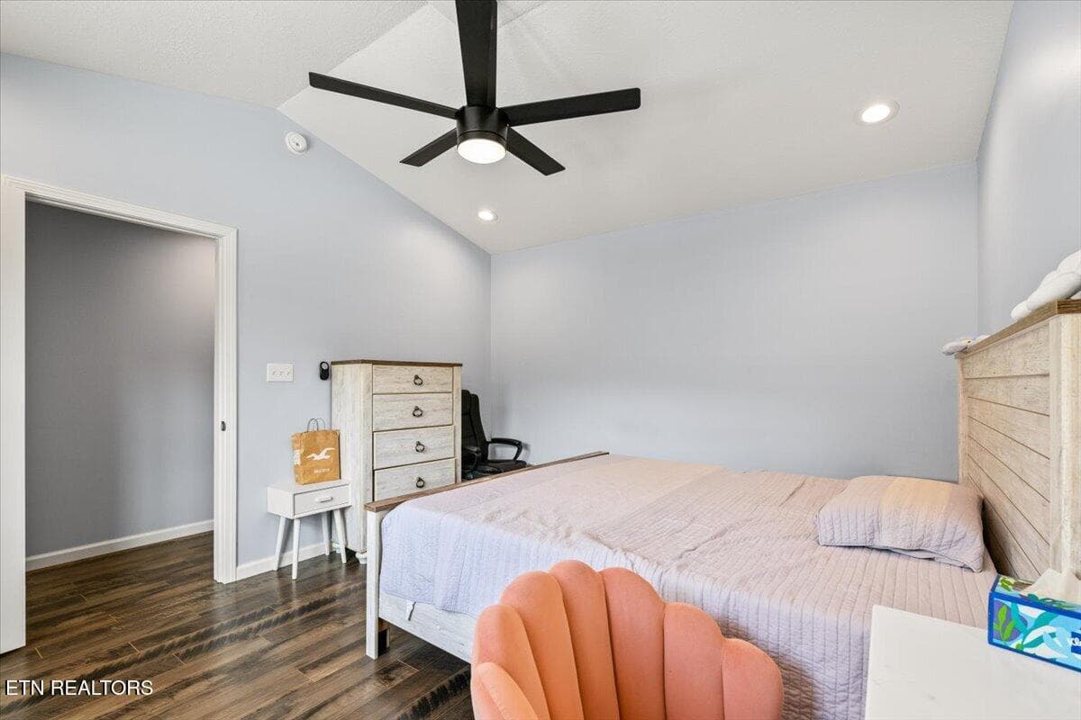 16-Stanley St - 500 Stanley St, Oneida, TN 37841