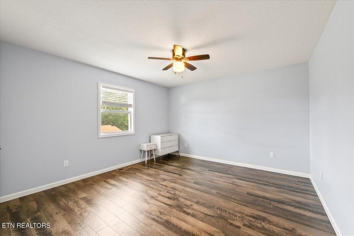 24-Stanley St - 500 Stanley St, Oneida, TN 37841