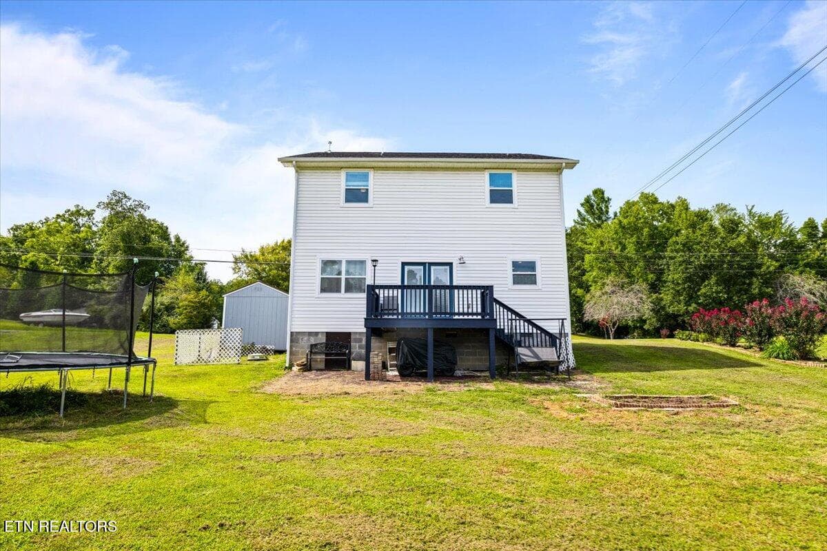 37-Stanley St - 500 Stanley St, Oneida, TN 37841