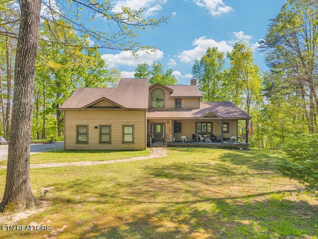 160 Eagles Bluff Circle, Spencer, TN 38585