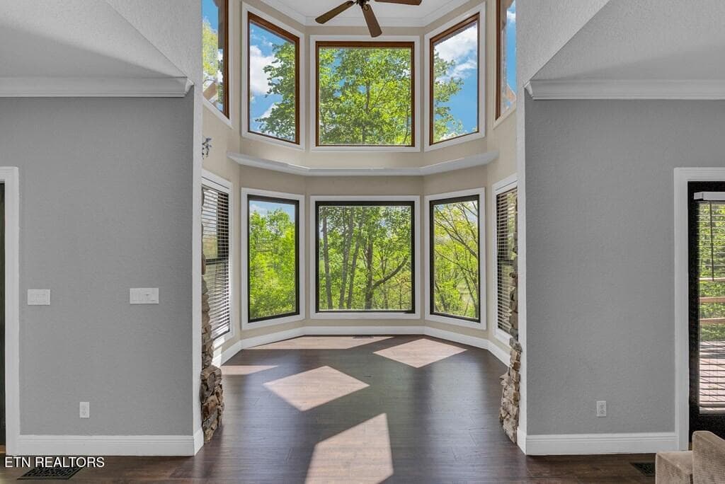 243717_23 - 160 Eagles Bluff Circle, Spencer, TN 38585