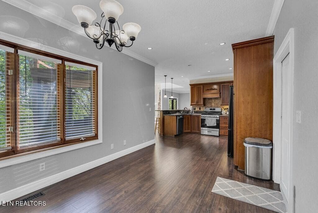 243717_28 - 160 Eagles Bluff Circle, Spencer, TN 38585