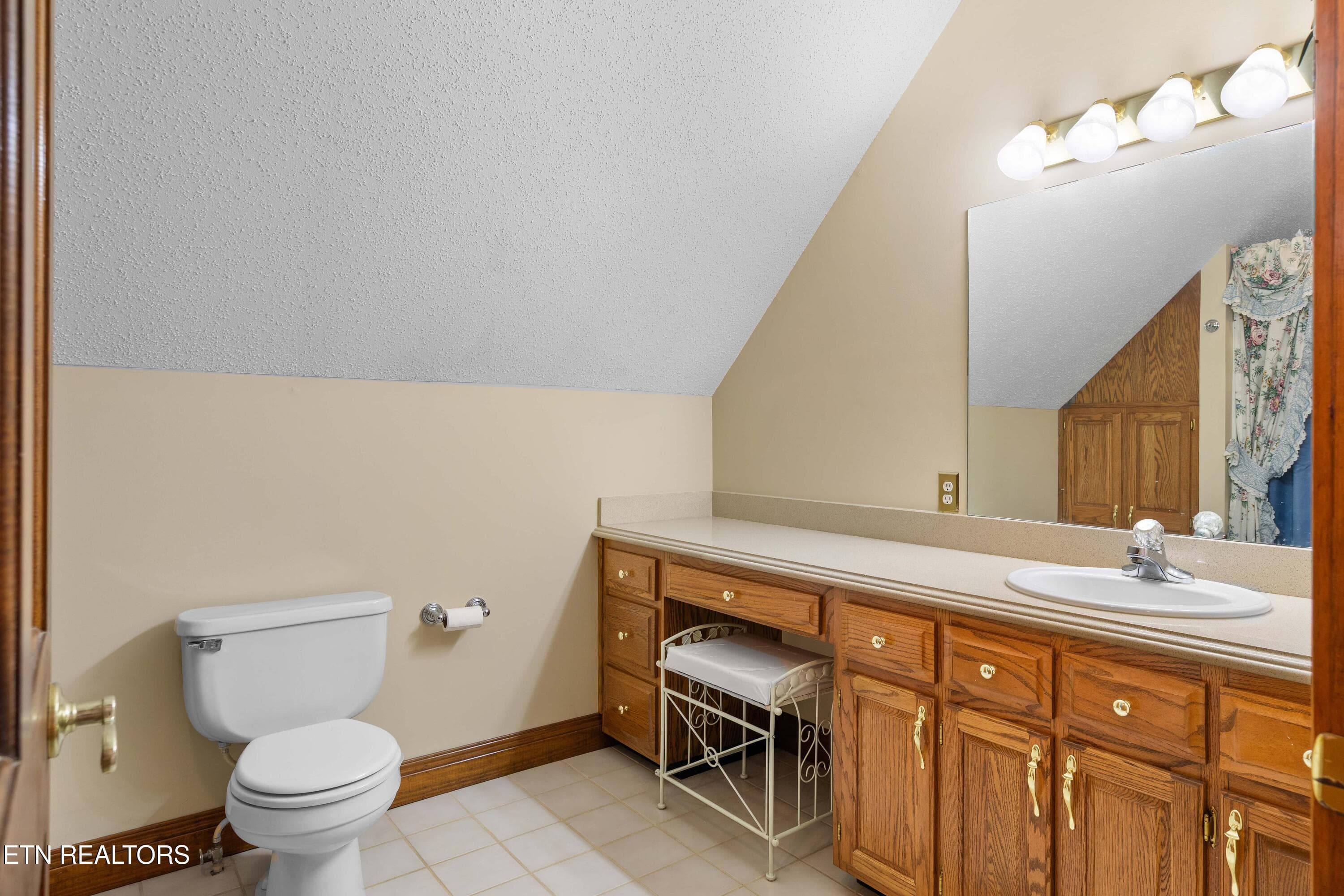 030A1457 - 300 Lowe Rd, Huntsville, TN 37756