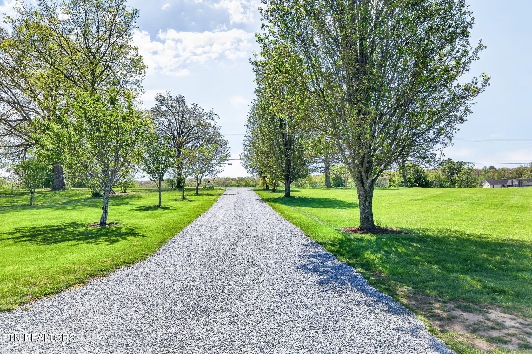 9-web-or-mls-7668 Plateau Rd_043_TNPC - 7668 Plateau Rd, Crossville, TN 38571