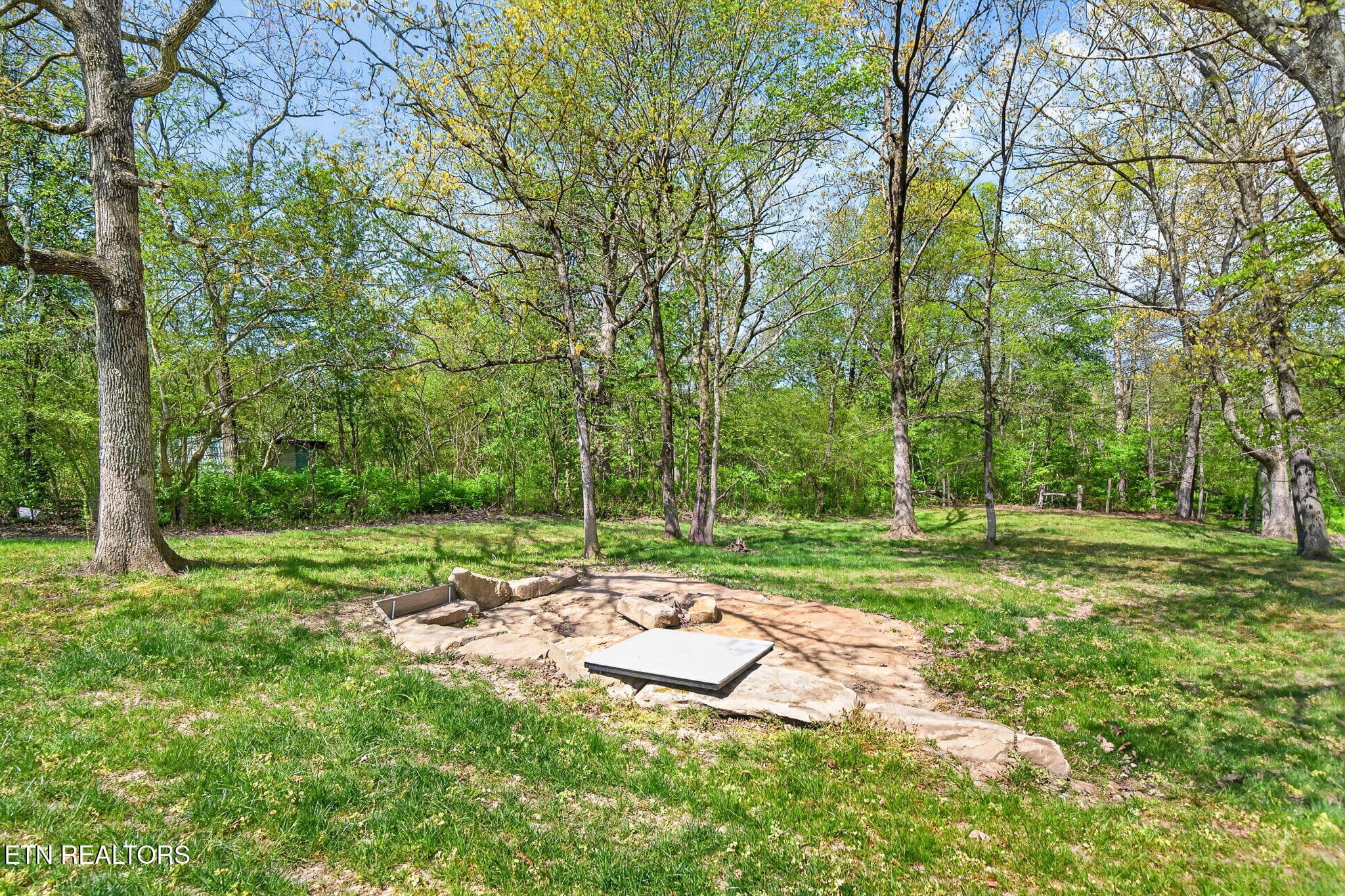 18-web-or-mls-7668 Plateau Rd_089_TNPC - 7668 Plateau Rd, Crossville, TN 38571