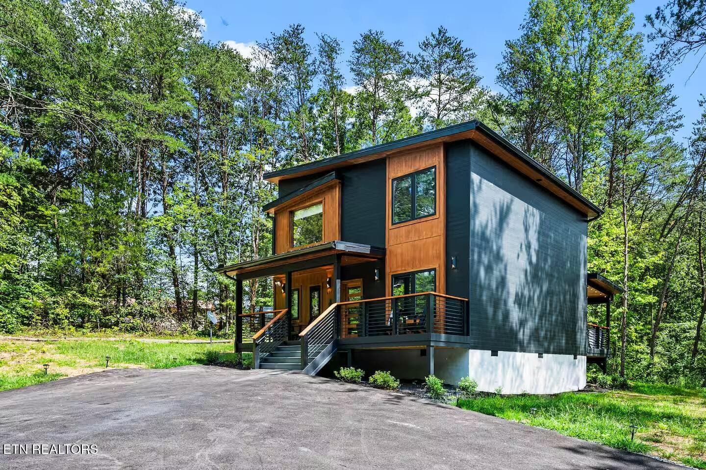 15 - 634 Gloryland Way, Pigeon Forge, TN 37863