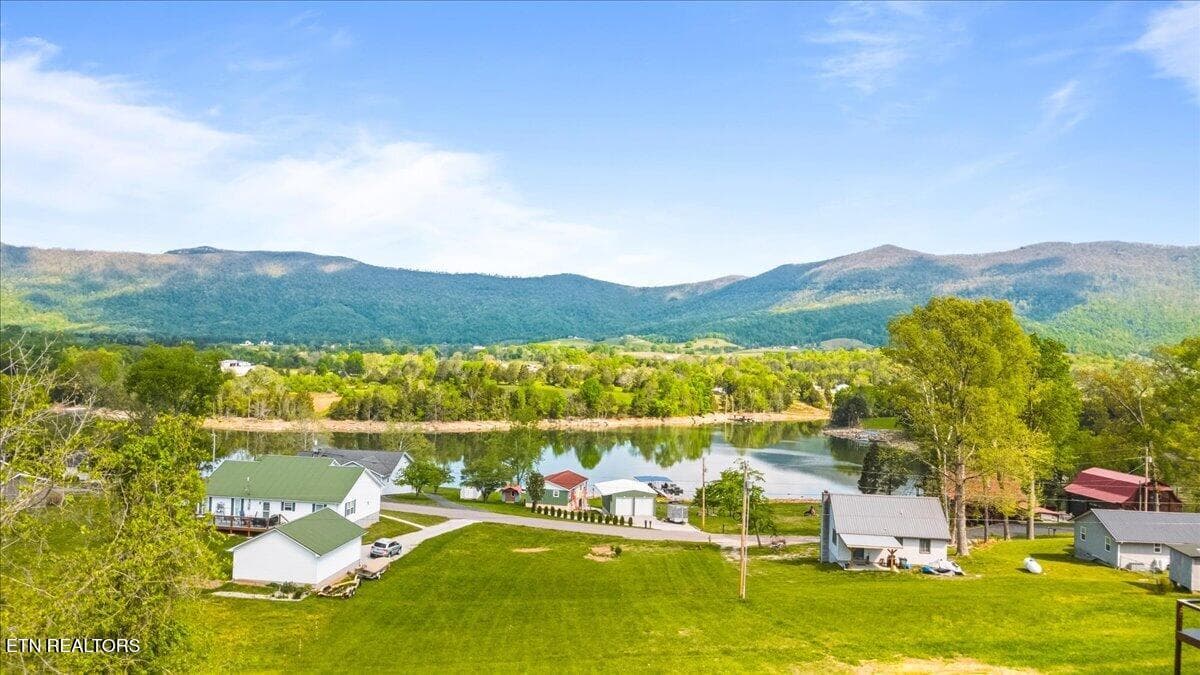 05-1178 Powell Valley Shores Cir - 1178 Powell Valley Shores Circle, Speedwell, TN 37870