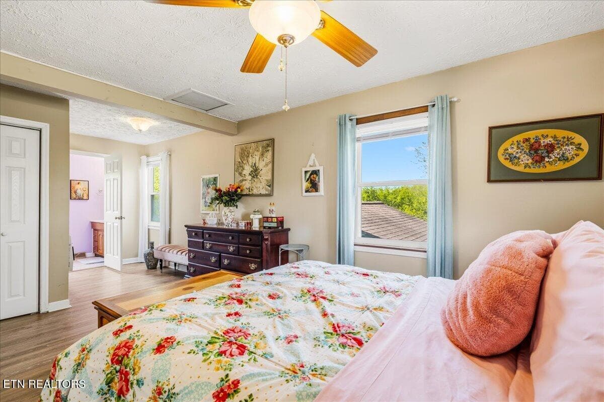 20-1178 Powell Valley Shores Cir - 1178 Powell Valley Shores Circle, Speedwell, TN 37870