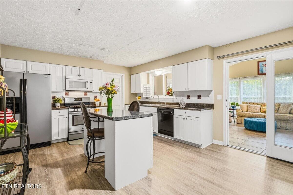 32-1178 Powell Valley Shores Cir - 1178 Powell Valley Shores Circle, Speedwell, TN 37870