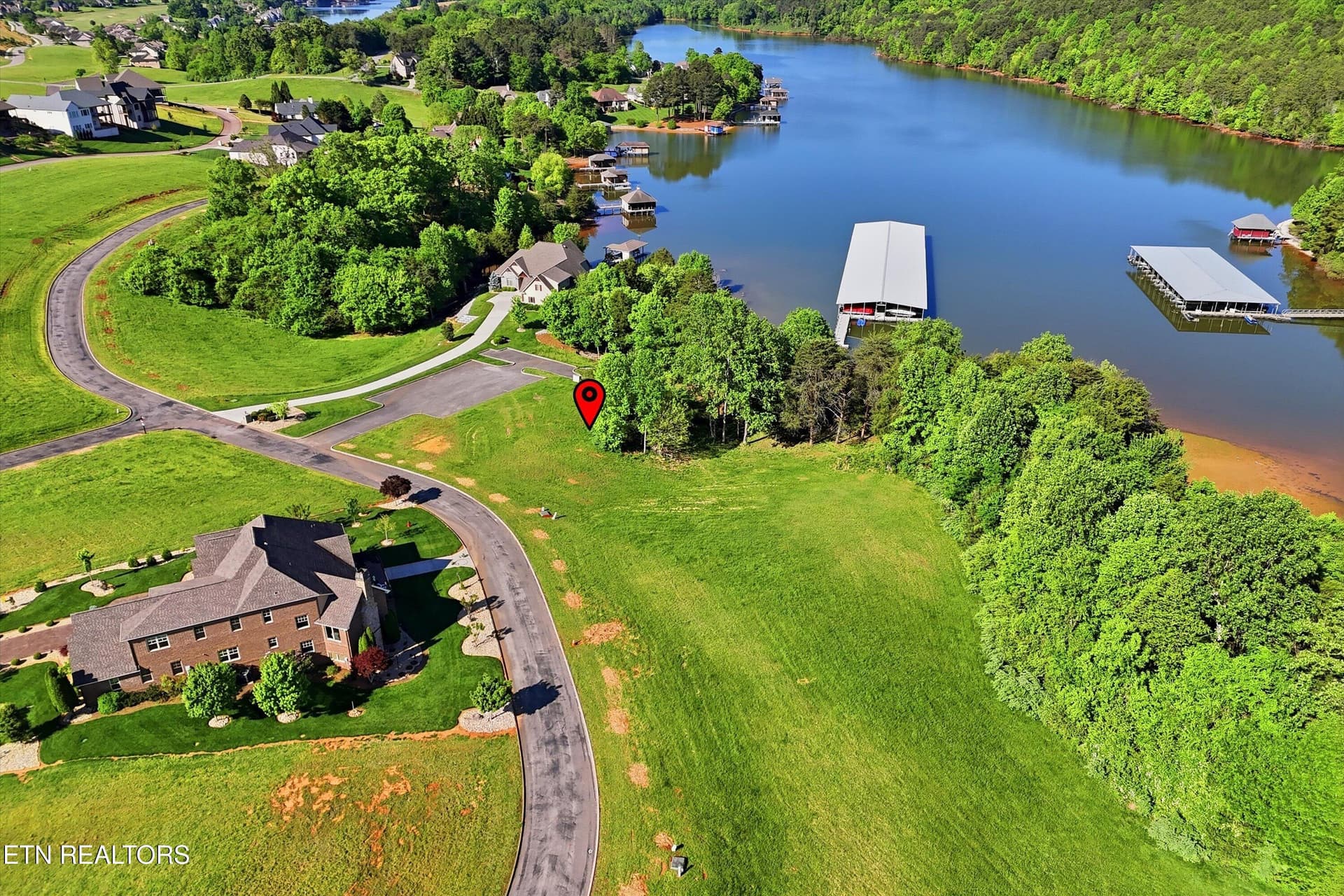 16-261 White Swan Dr-16 - 261 White Swan Drive, Vonore, TN 37885