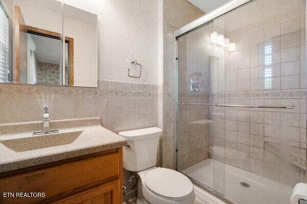 25 - 5208 John Hall Rd, Knoxville, TN 37920