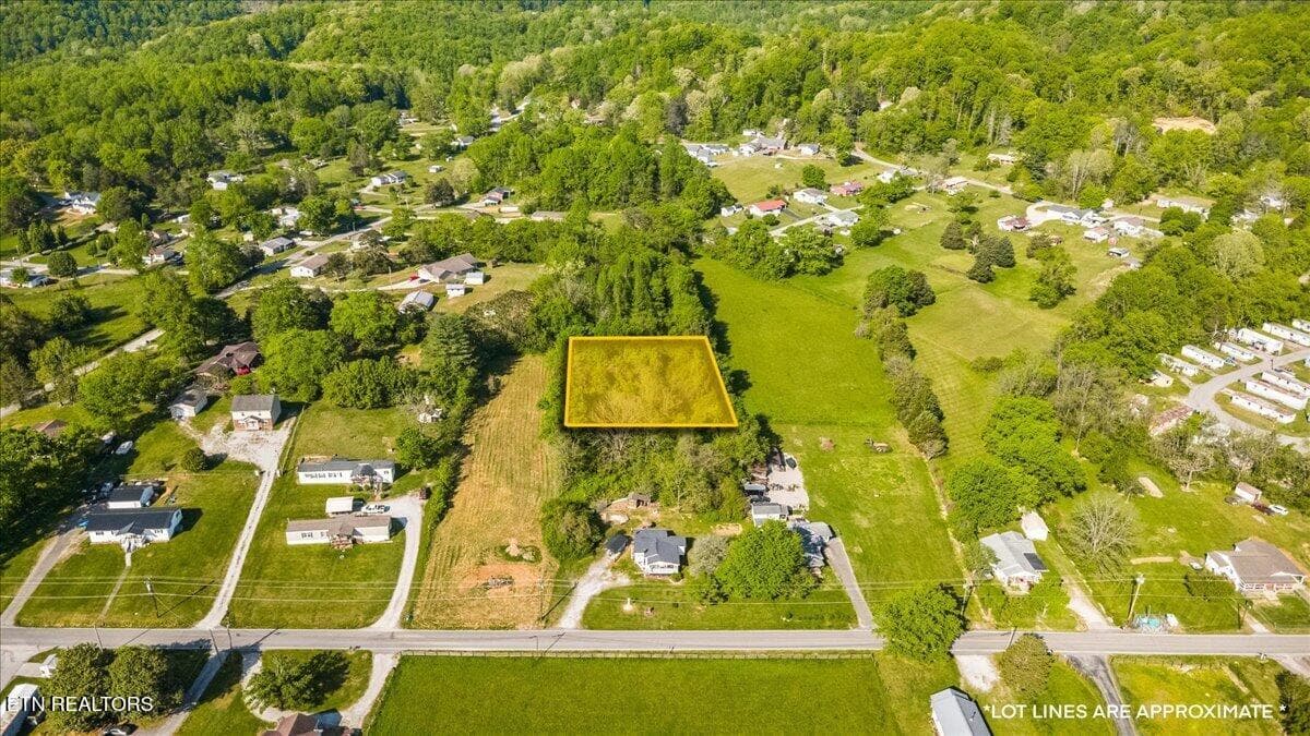 Park Rd, Caryville, TN 37714