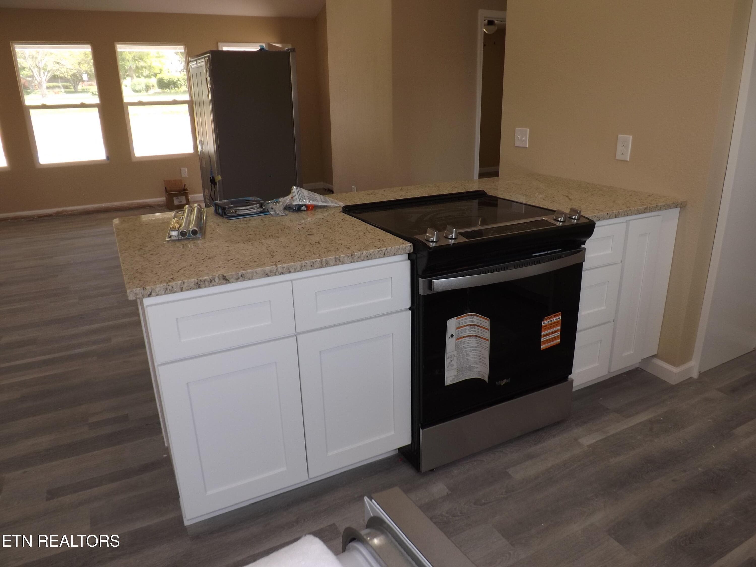 DSCF3908 - 935 Shawanee Rd, Harrogate, TN 37752