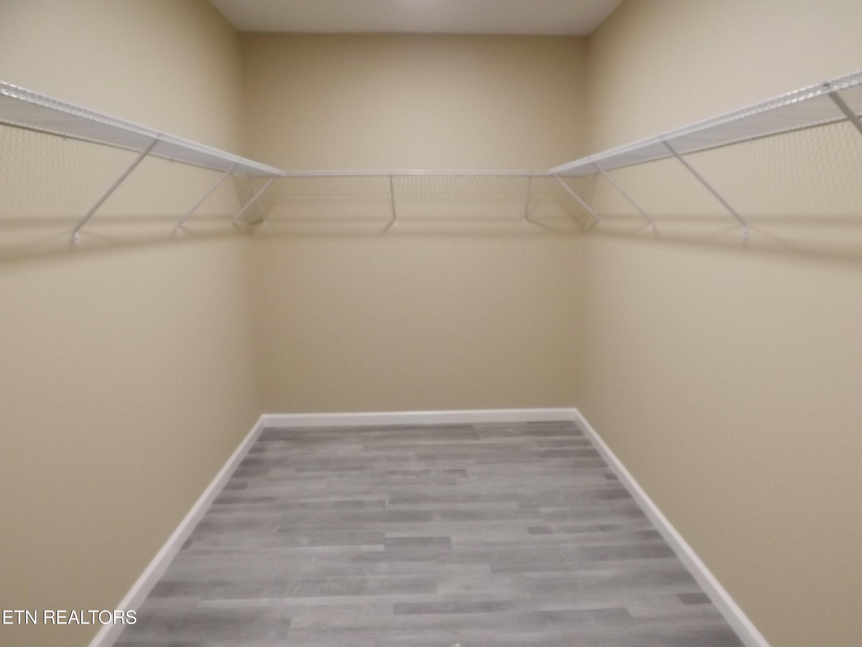 DSCF3914 - 935 Shawanee Rd, Harrogate, TN 37752