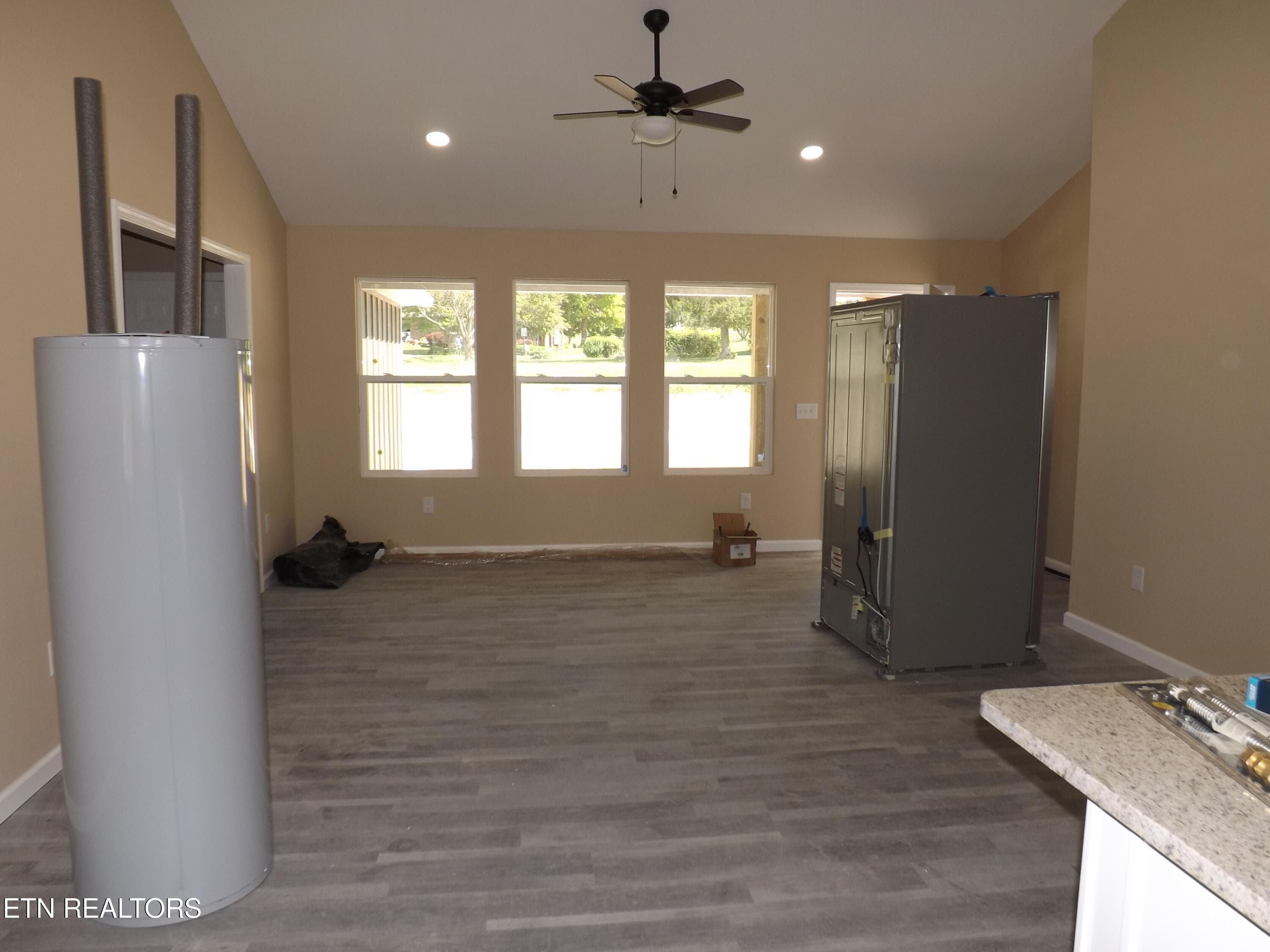DSCF3922 - 935 Shawanee Rd, Harrogate, TN 37752