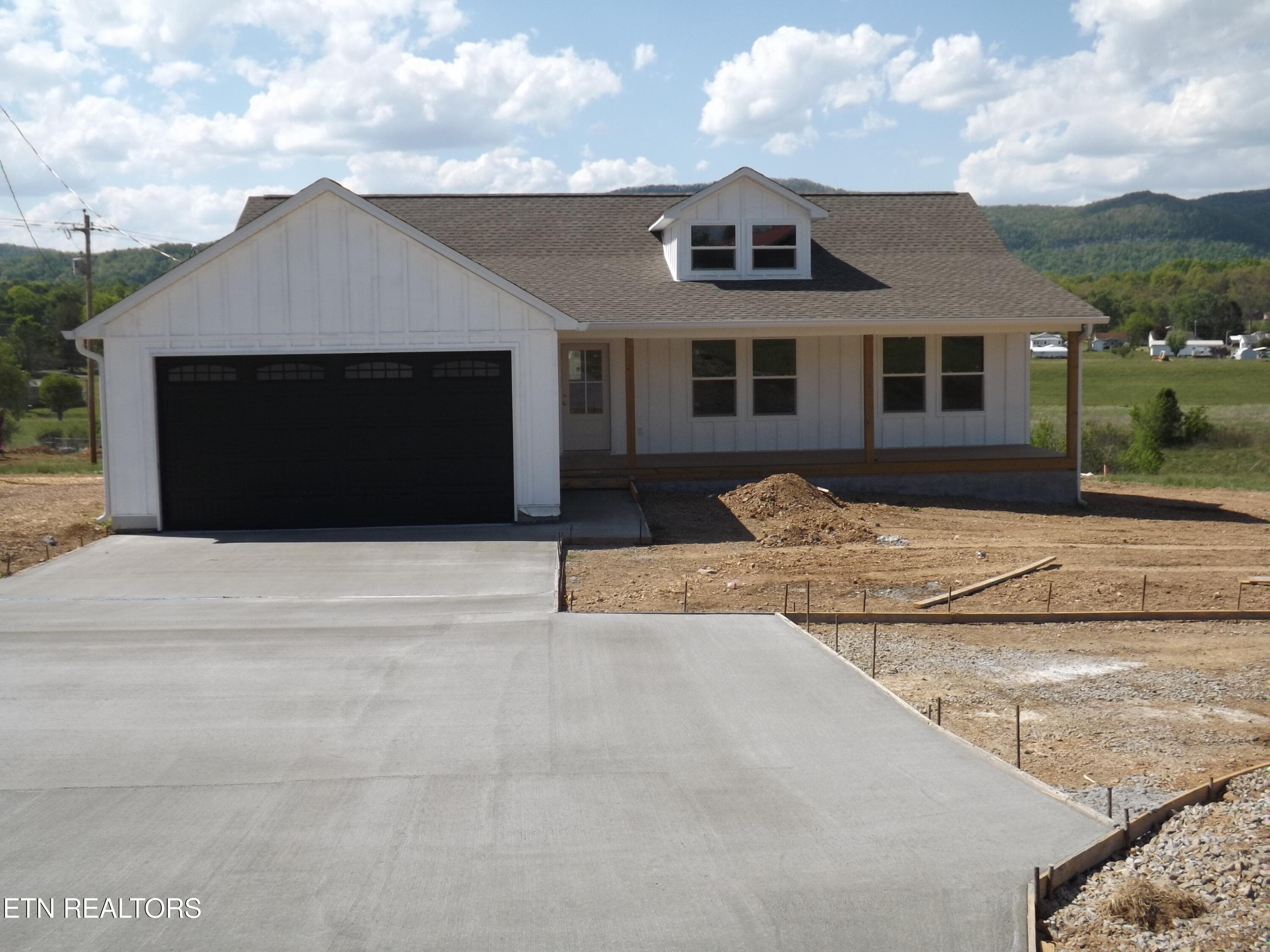 DSCF3933 - Copy - 941 Shawanee Rd, Harrogate, TN 37752