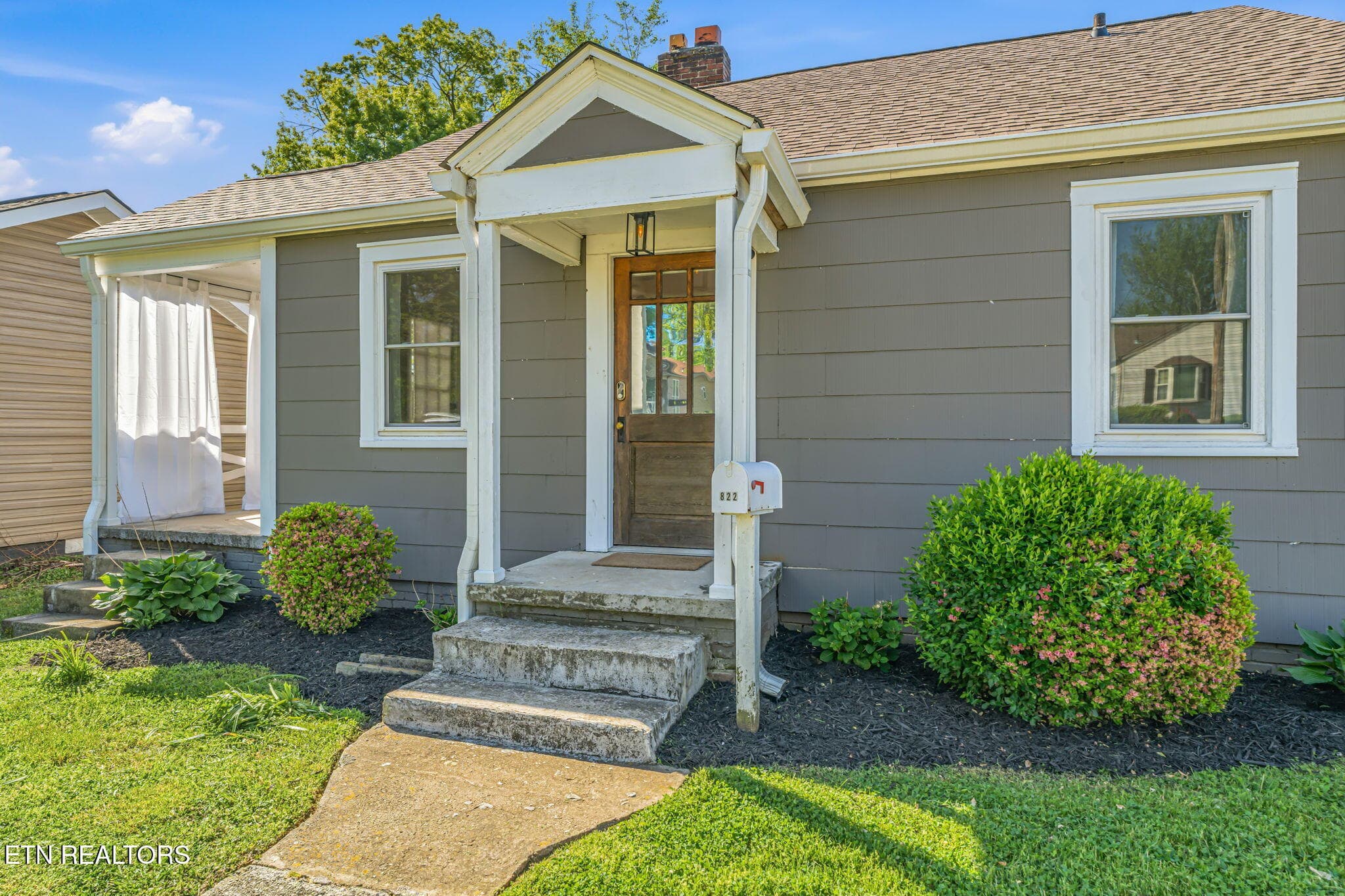 Exterior - 822 Radford Place, Knoxville, TN 37917, Knoxville