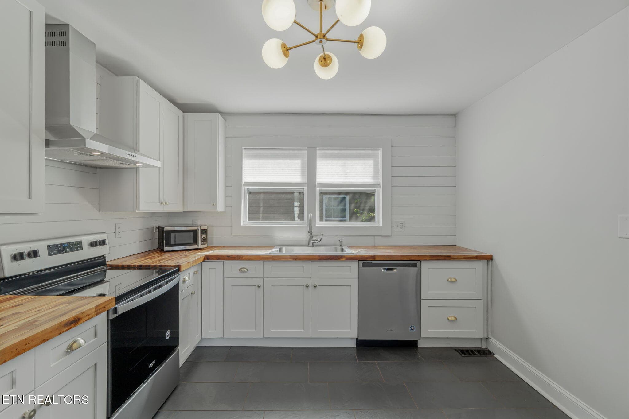 Kitchen - 822 Radford Place, Knoxville, TN 37917, Knoxville