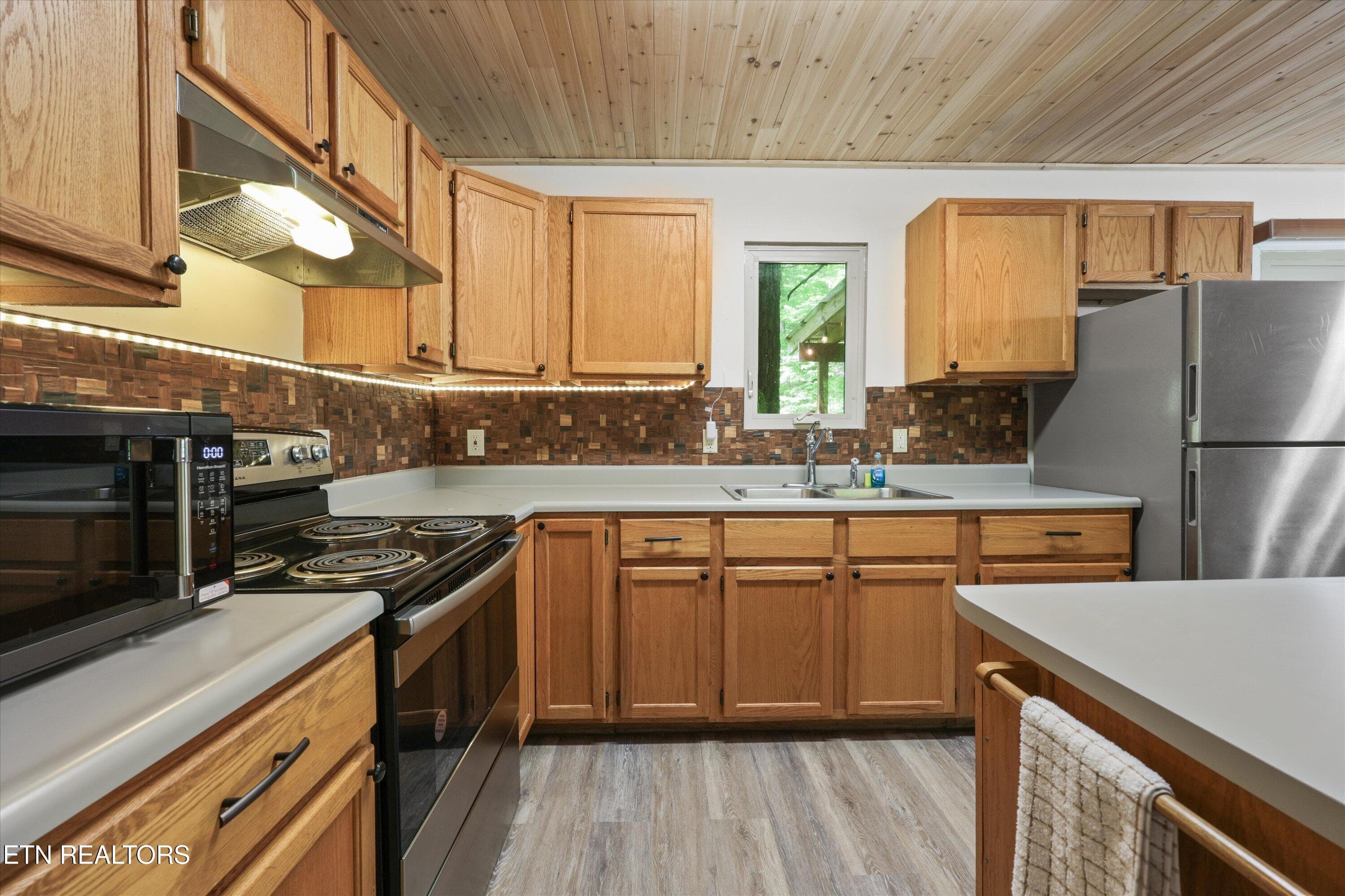 09-375 Sugar Mountain Way [2995017]-57 - 375 Sugar Mountain Way, Pigeon Forge, TN 37863