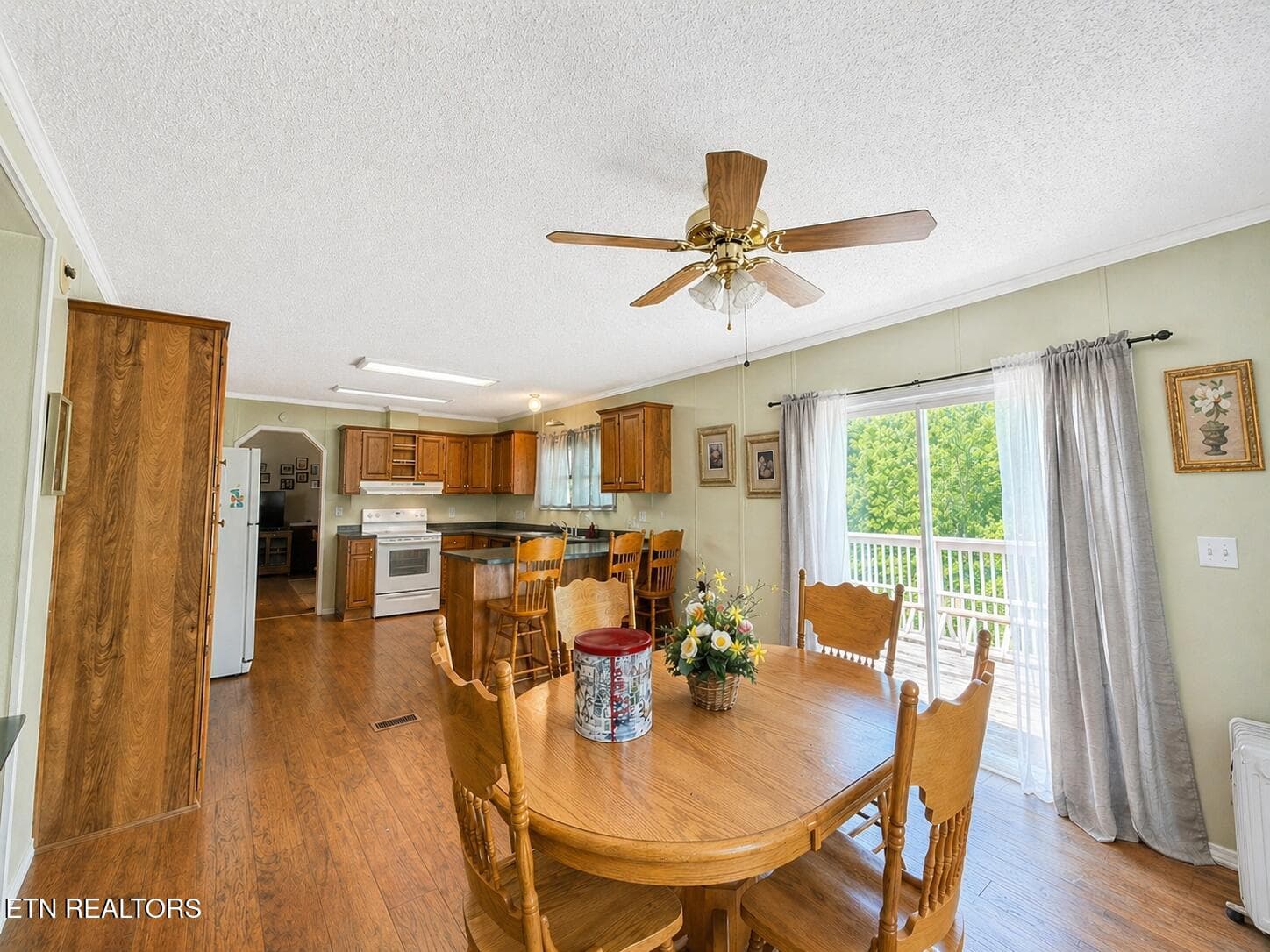 Kitchen and Dining - 2535 Steekee School Rd, Loudon, TN 37774