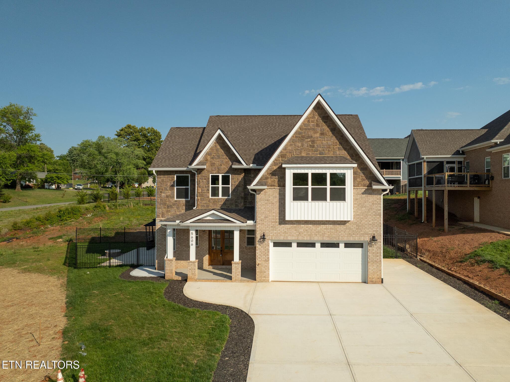 5606 Belle Maison Lane, Knoxville, TN 37920