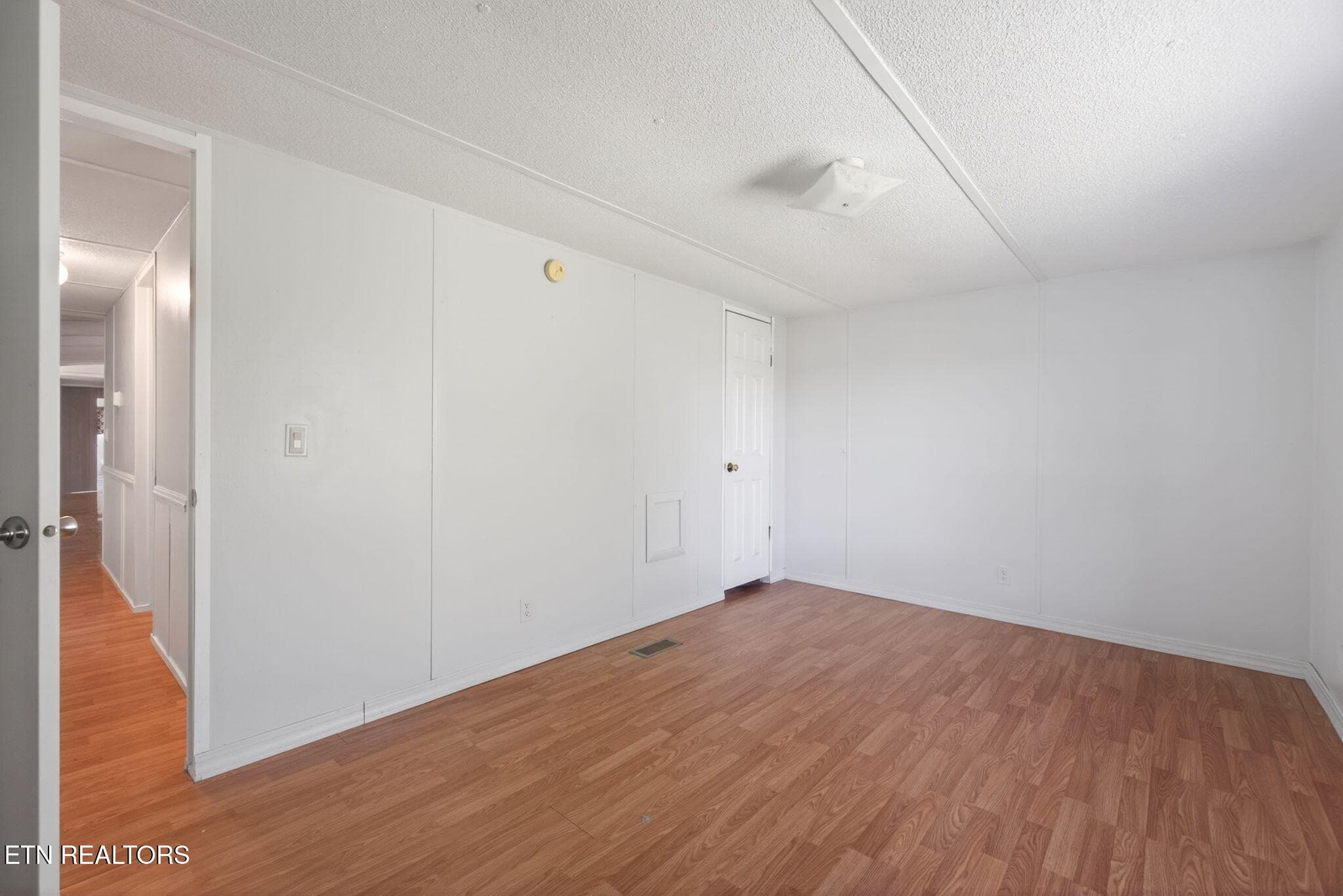 20-web-or-mls-5959 Nashville Hwy_20 - 5959 Nashville Hwy, Deer Lodge, TN 37726