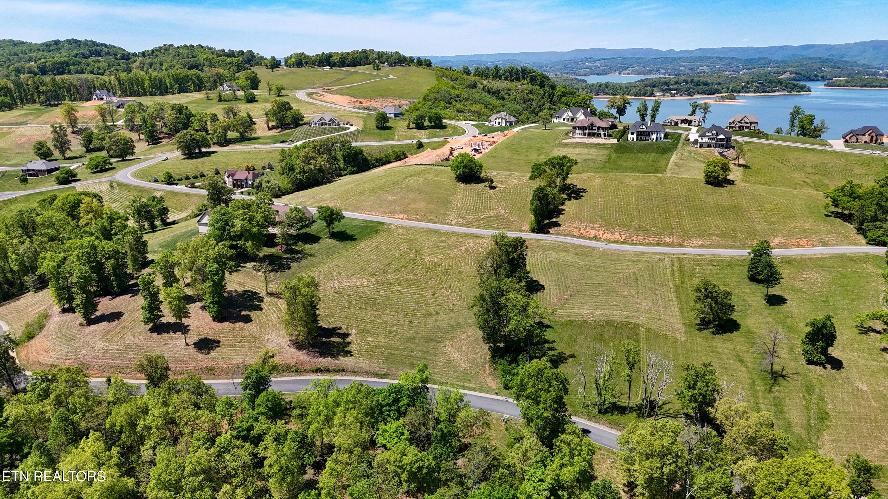 dji_fly_20260421_131640_0530_17767930943 - 2093 Edgewater Sound, Morristown, TN 37814