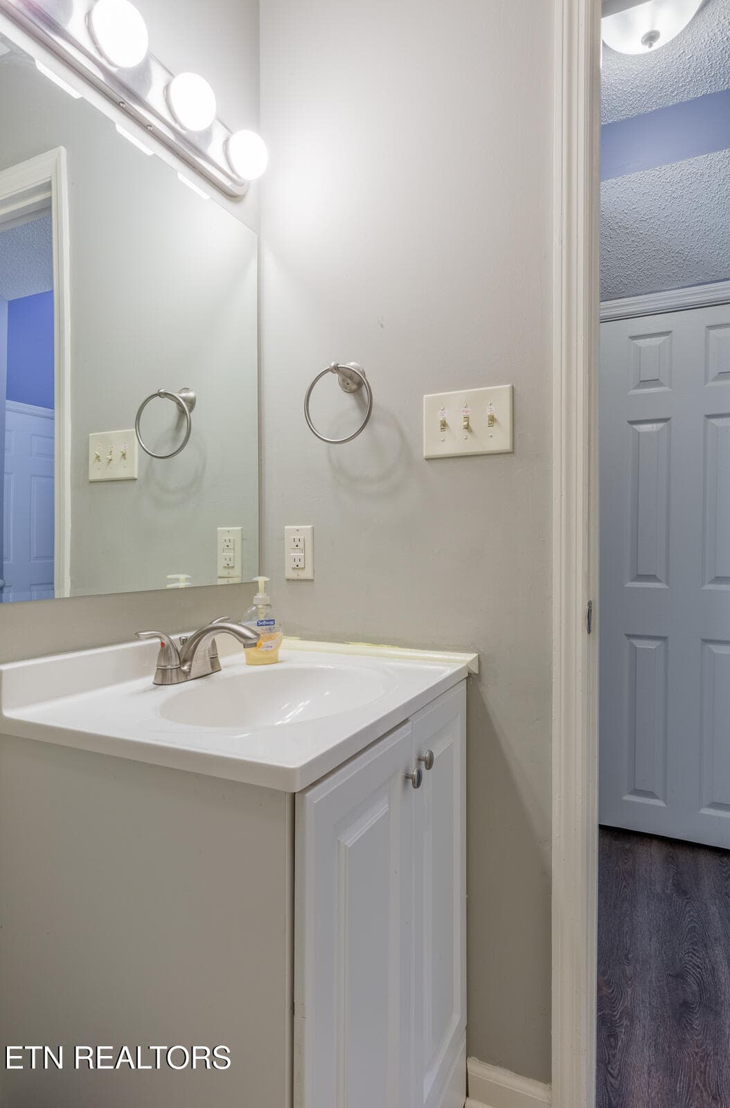 _O4A8895-HDR - 1307 Mountain Meadows Way, Sevierville, TN 37862, Sevierville