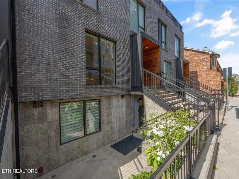 07-521 W Vine Avenue 63 - 521 W Vine Ave, Knoxville, TN 37902