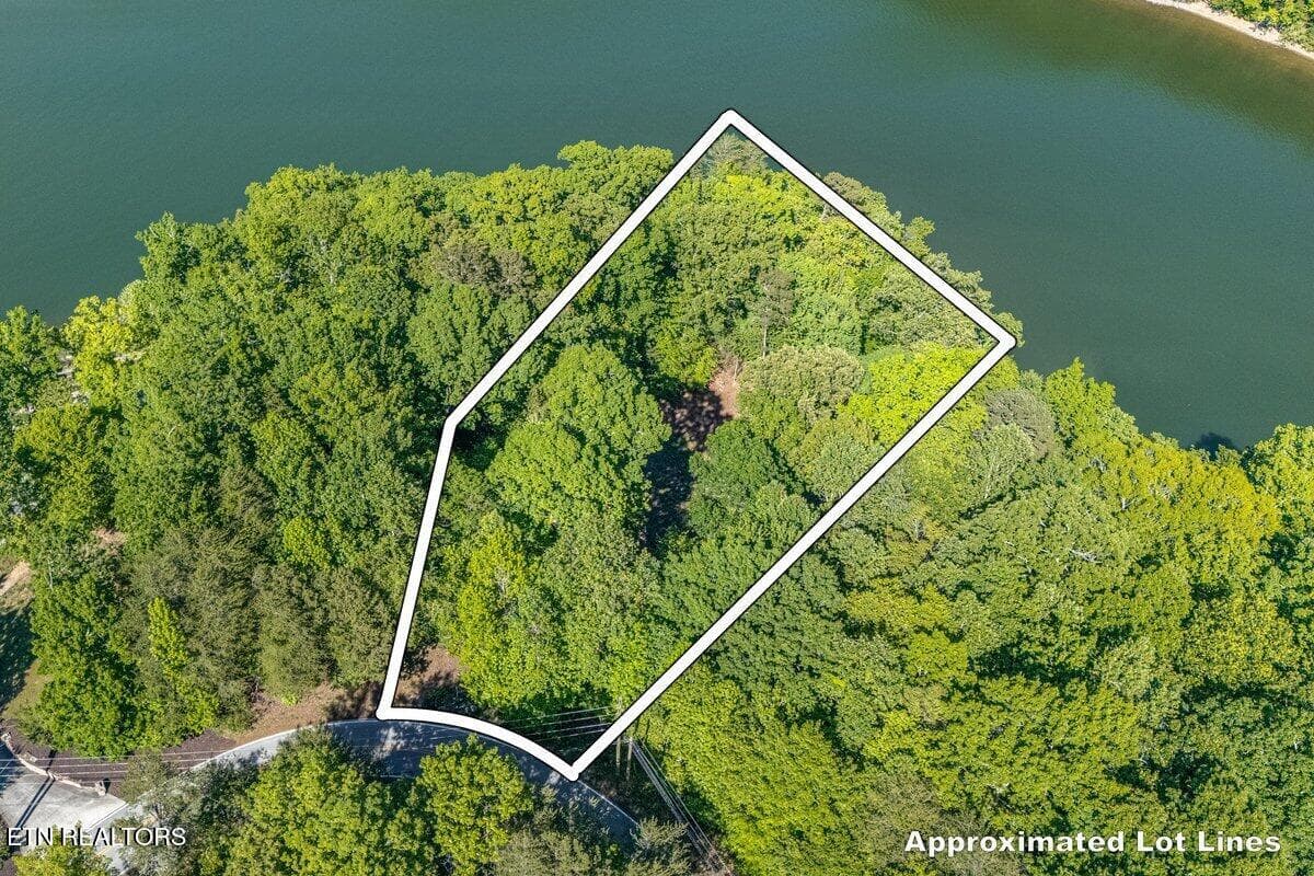 1196 Indian Shadows Drive 28, Ten Mile, TN 37880