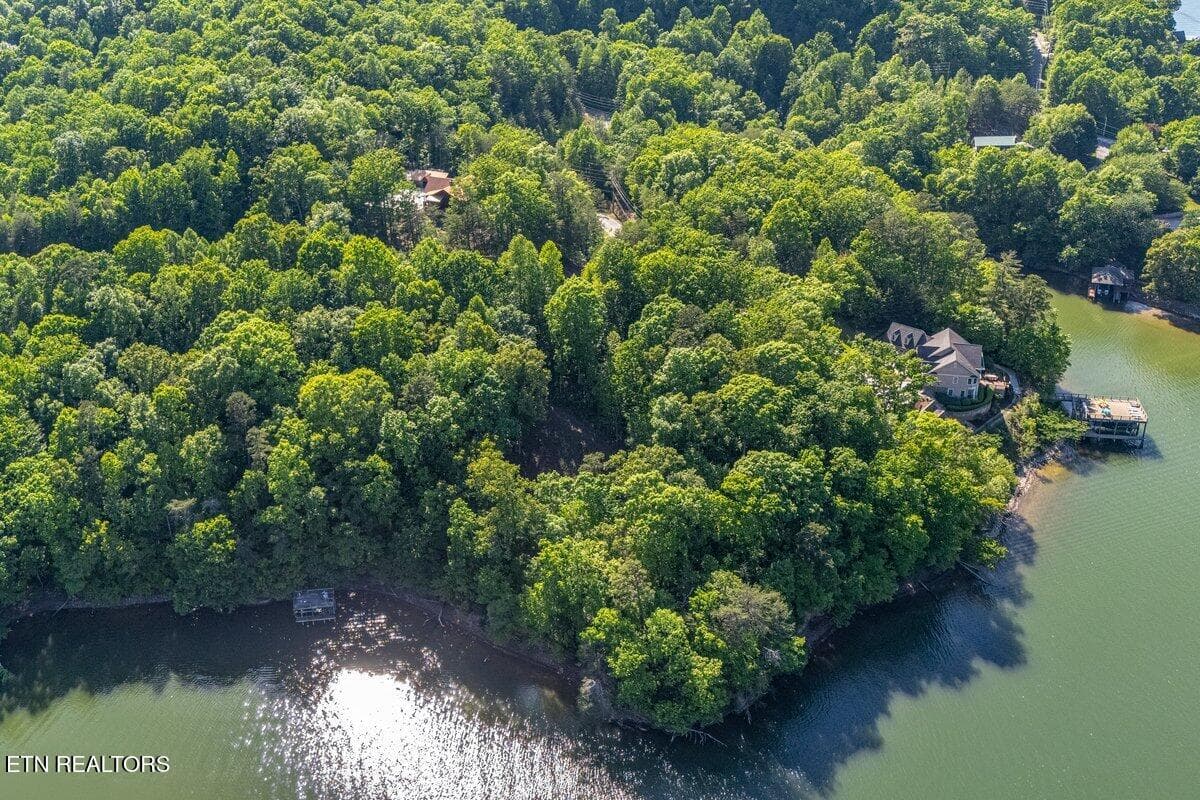 IS8 - 1196 Indian Shadows Drive 28, Ten Mile, TN 37880