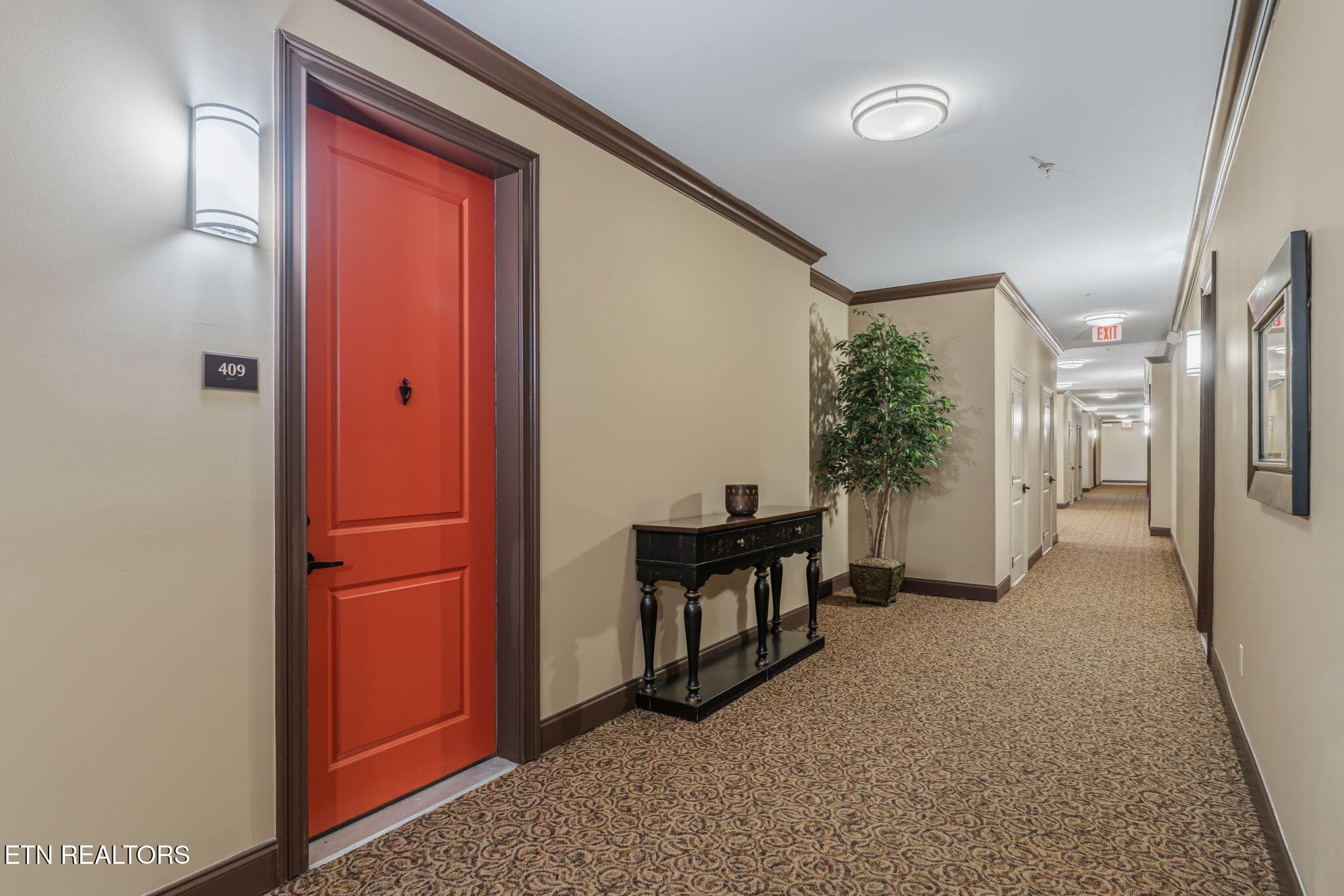 Hallway to 409 - 445 W Blount Ave 409, Knoxville, TN 37920, Knoxville